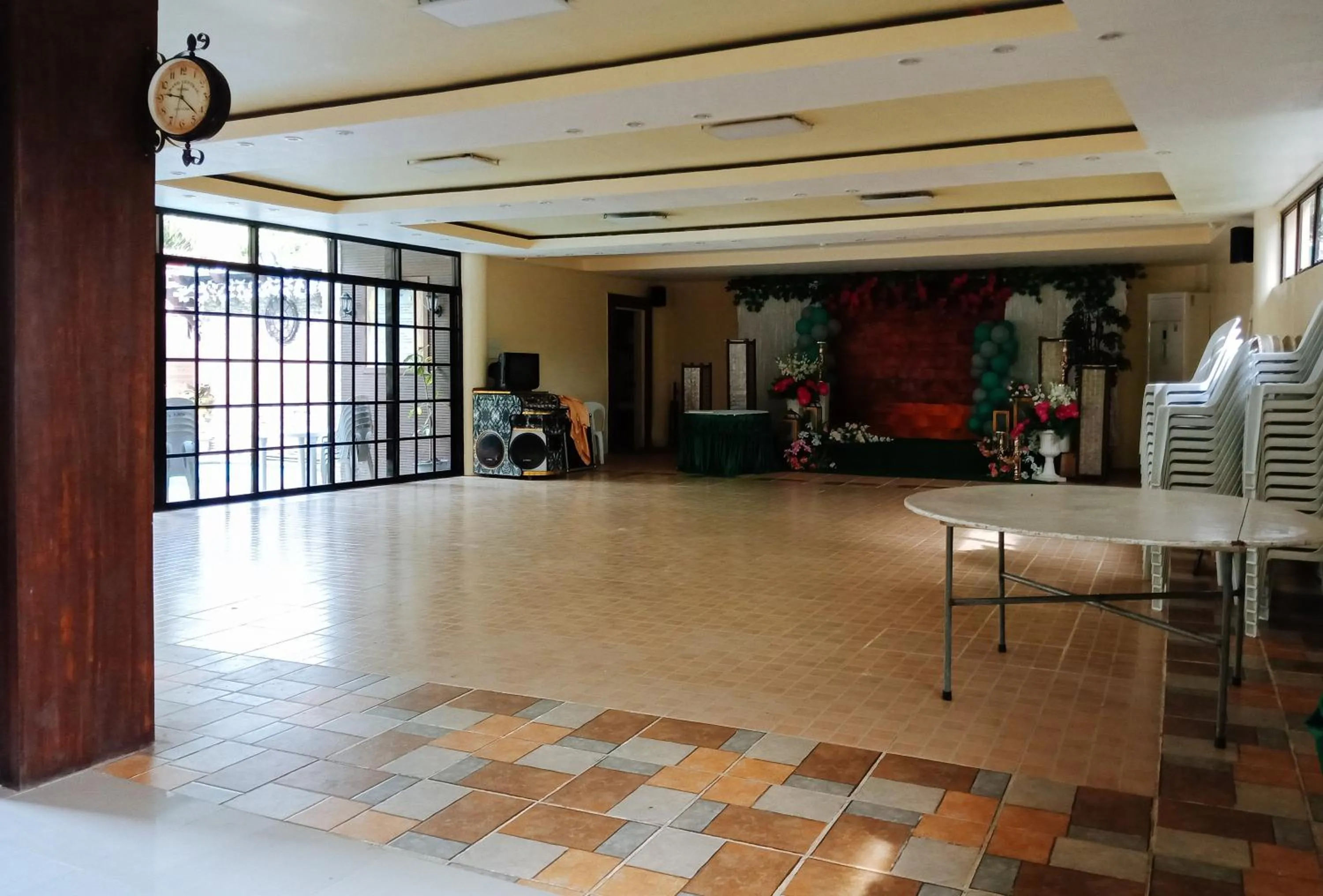 Lobby or reception in Villa Asuncion Country Inn and Resort Iloilo by RedDoorz