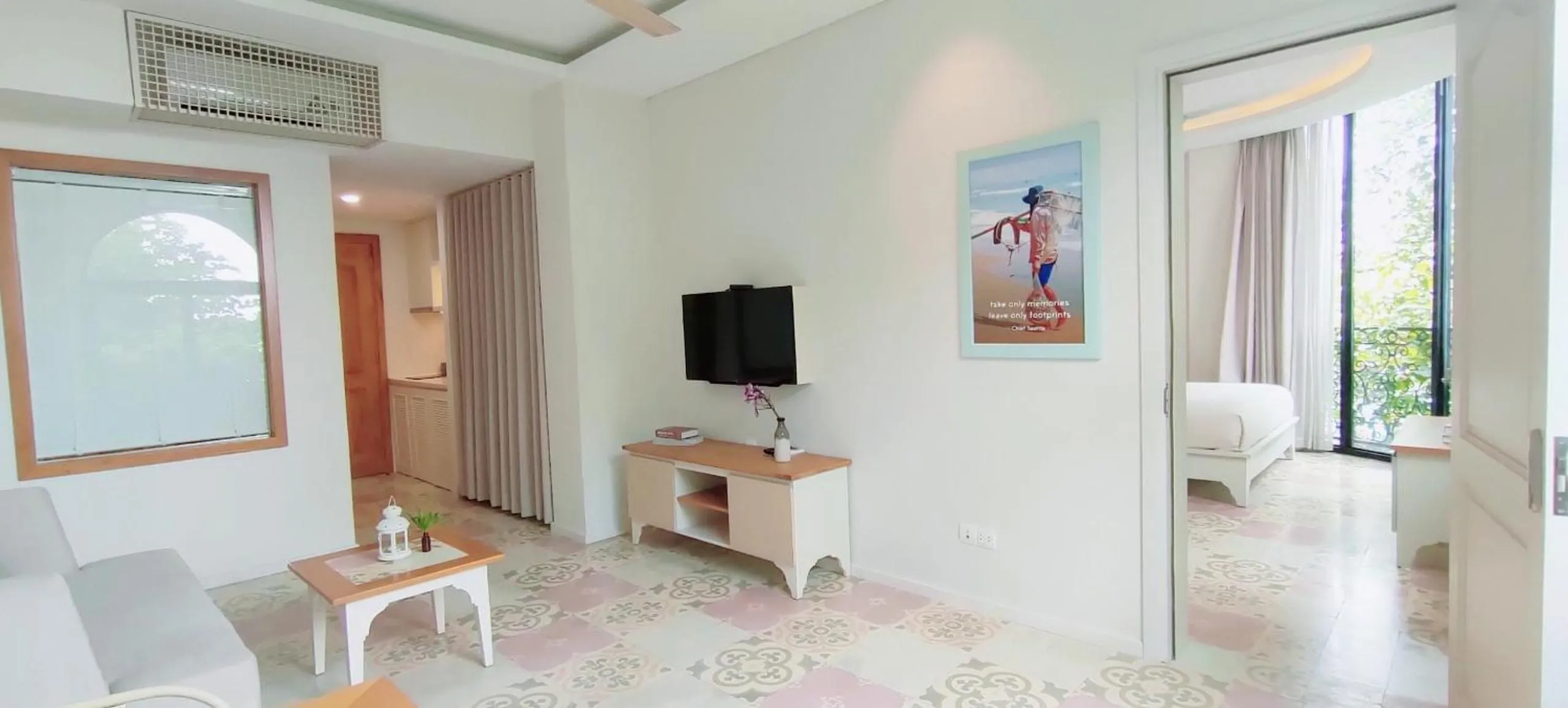 YÊN LIVING BÌNH THẠNH