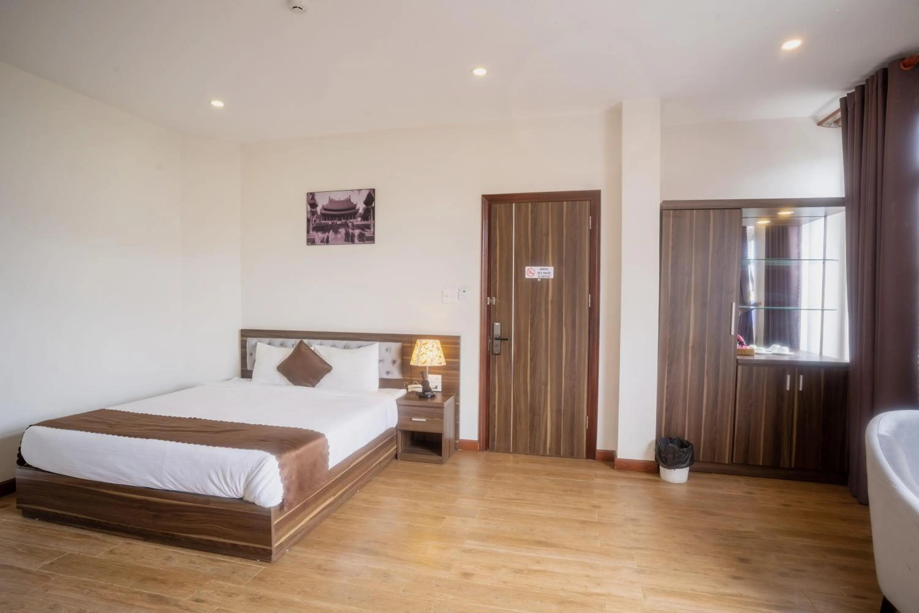 Bed in Mai Khanh Hotel