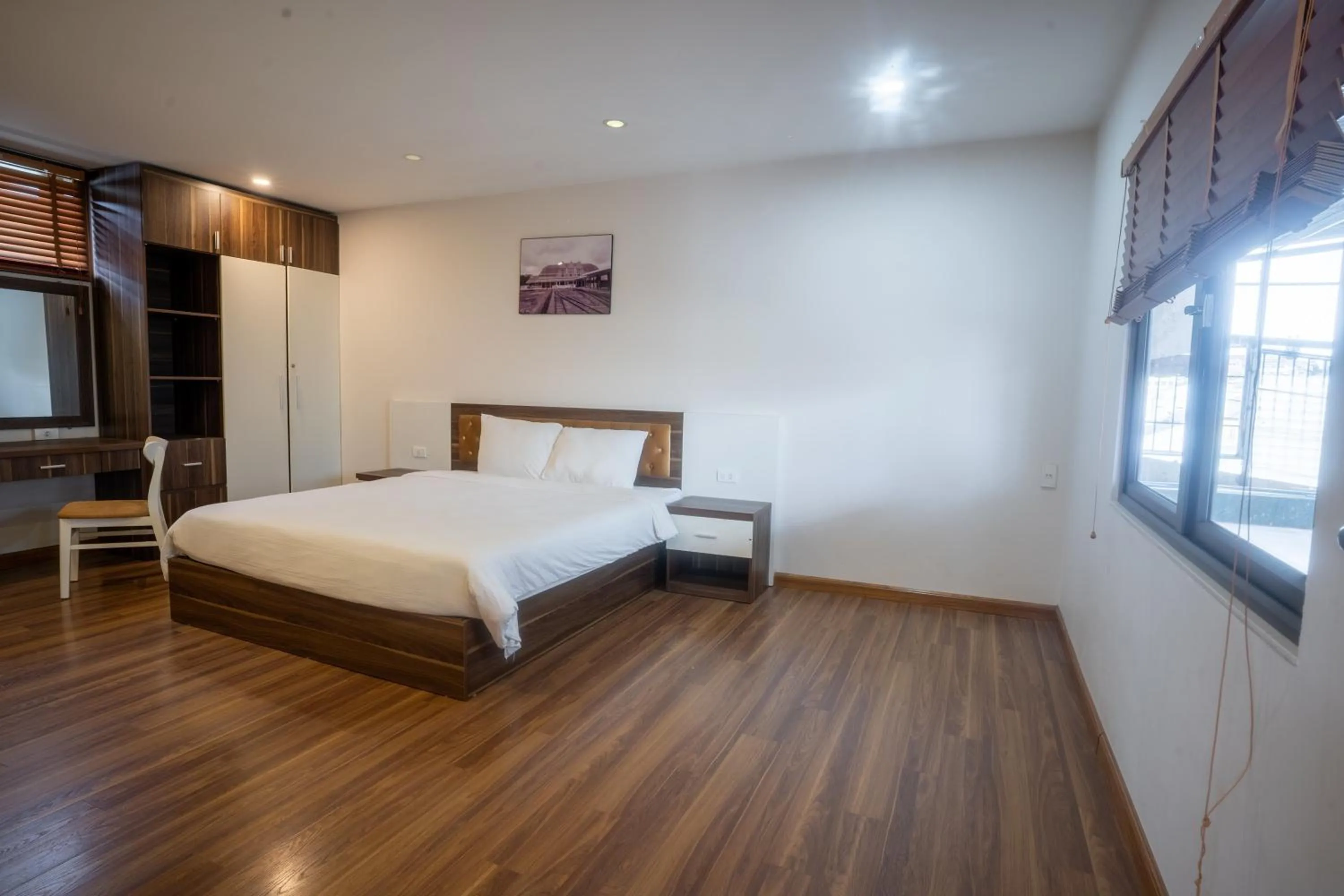 Bedroom, Bed in Mai Khanh Hotel