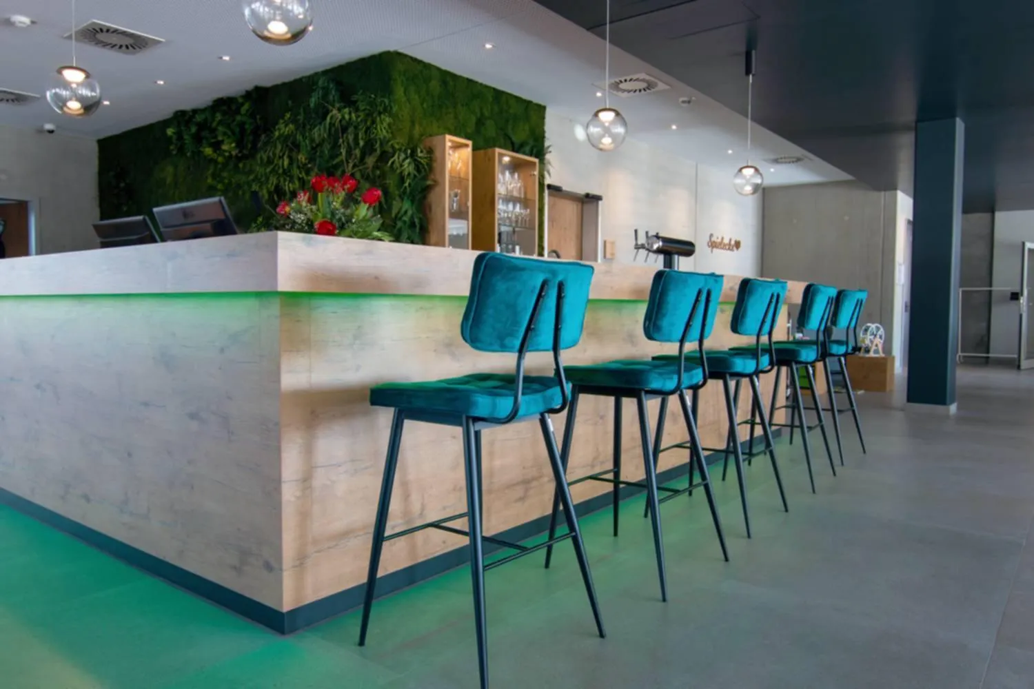 Restaurant/places to eat in Hotel am Sonnenlandpark