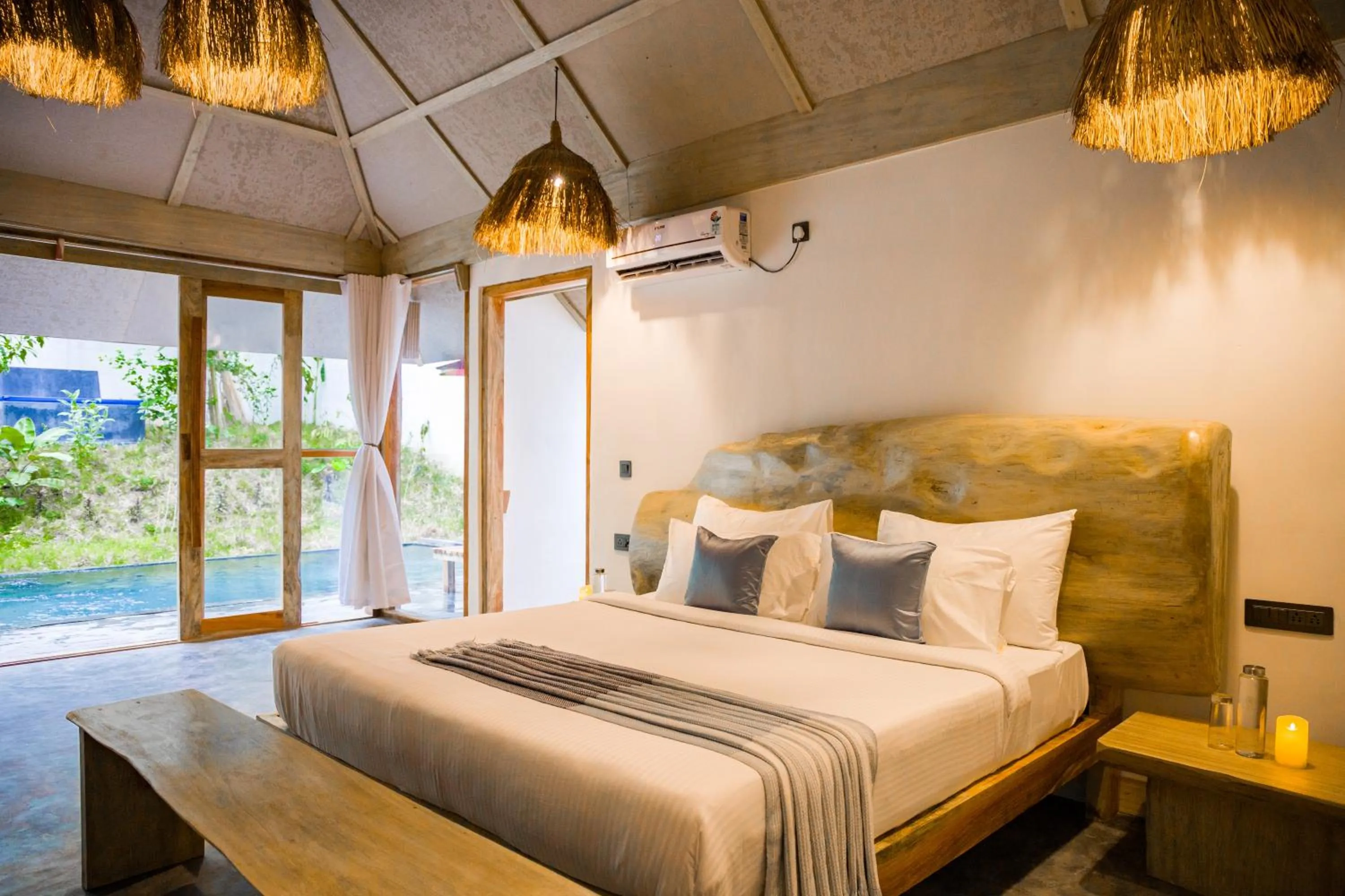 Photo of the whole room, Bed in Satya Boutique Resort & Spa