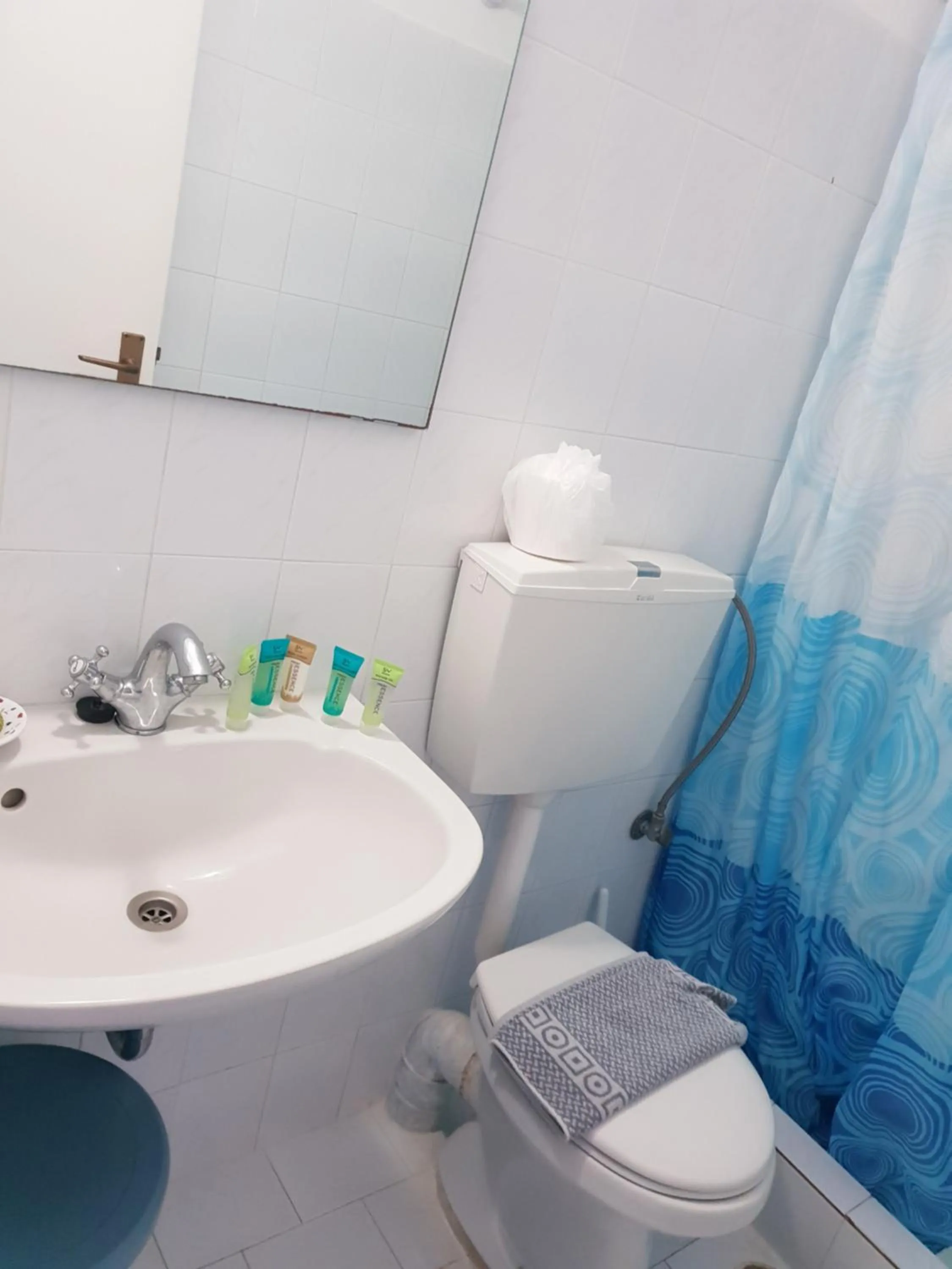 Captain's Rocks Hotel