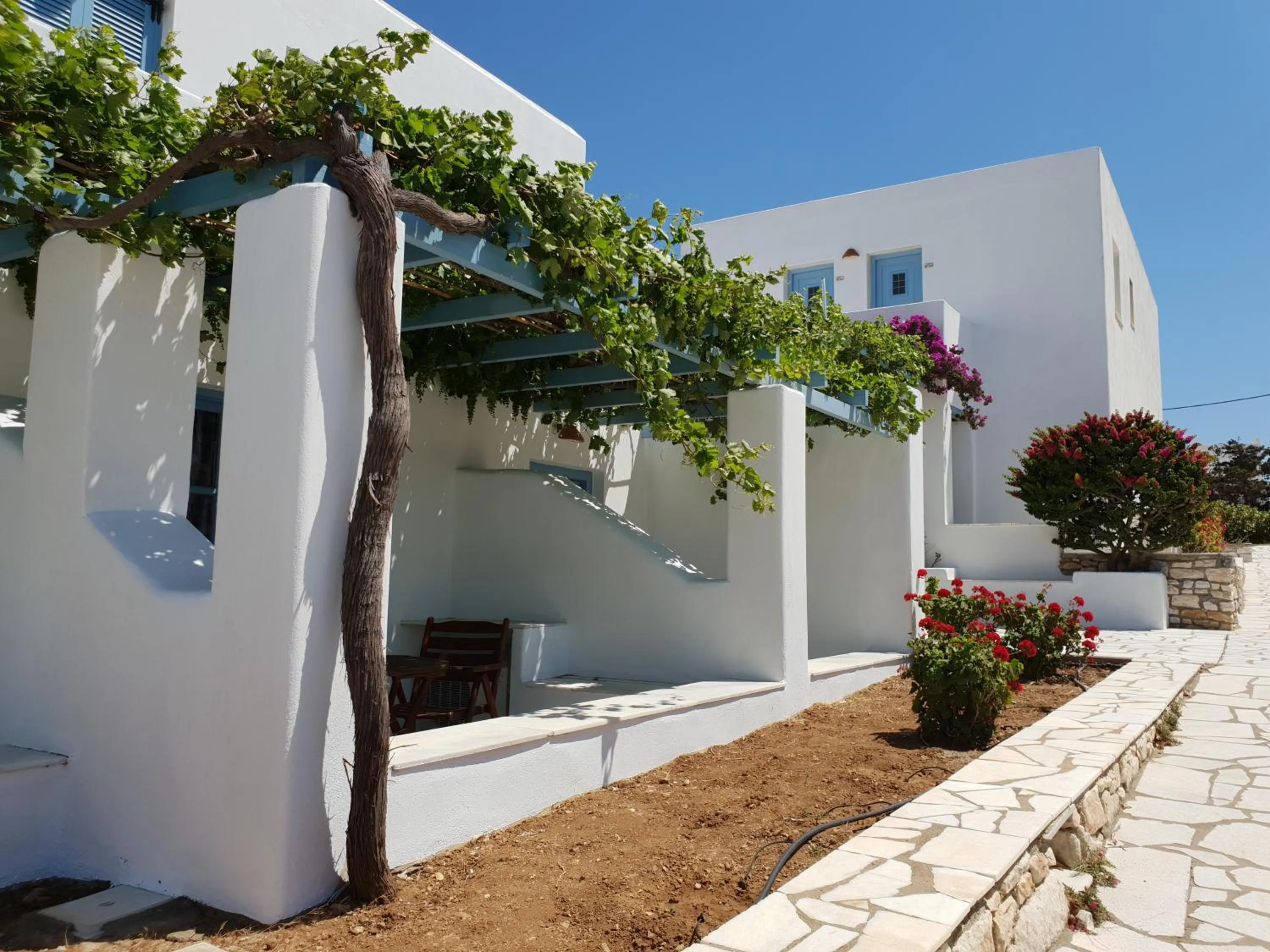 Captain's Rocks Hotel