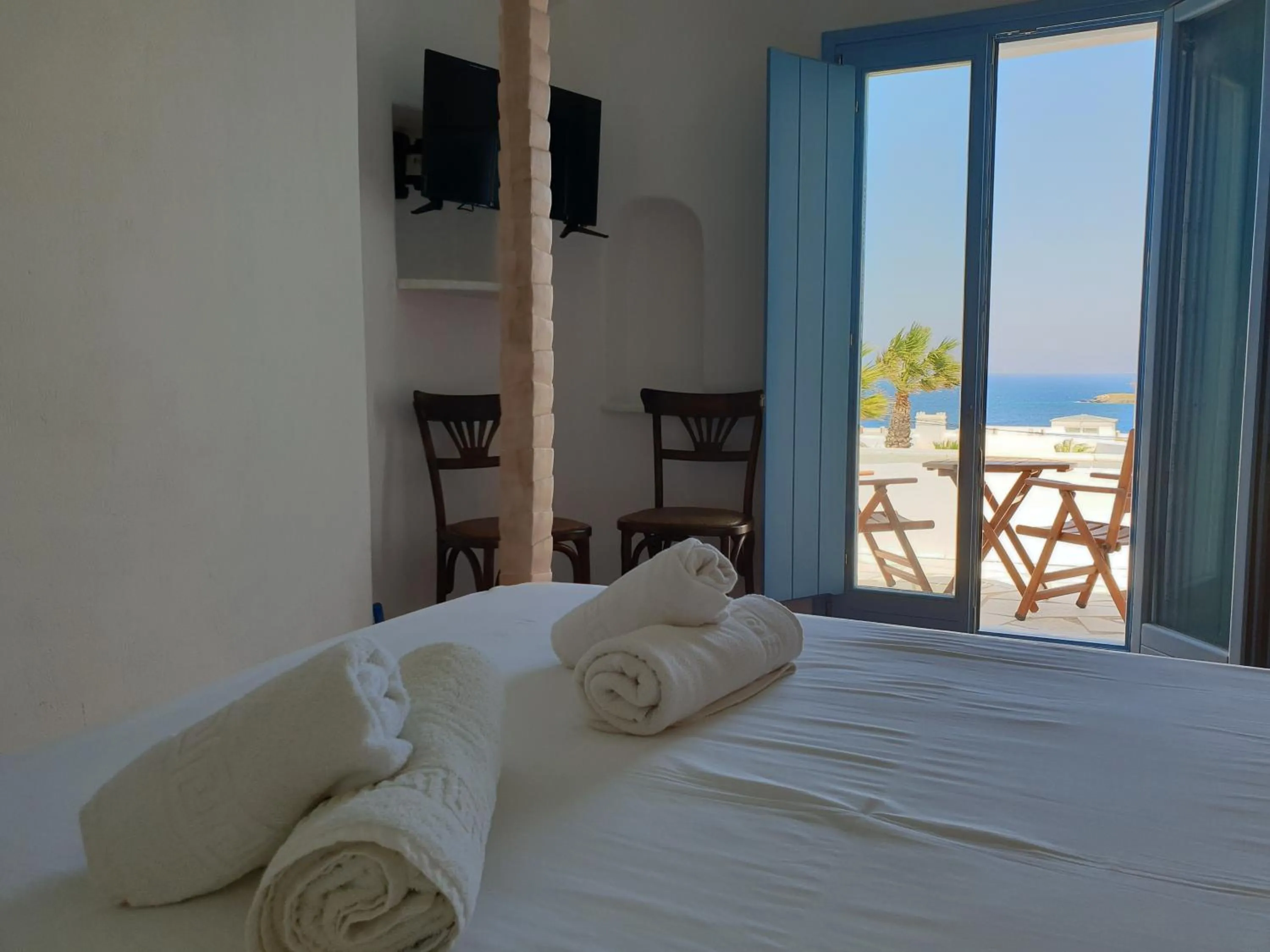 Captain's Rocks Hotel