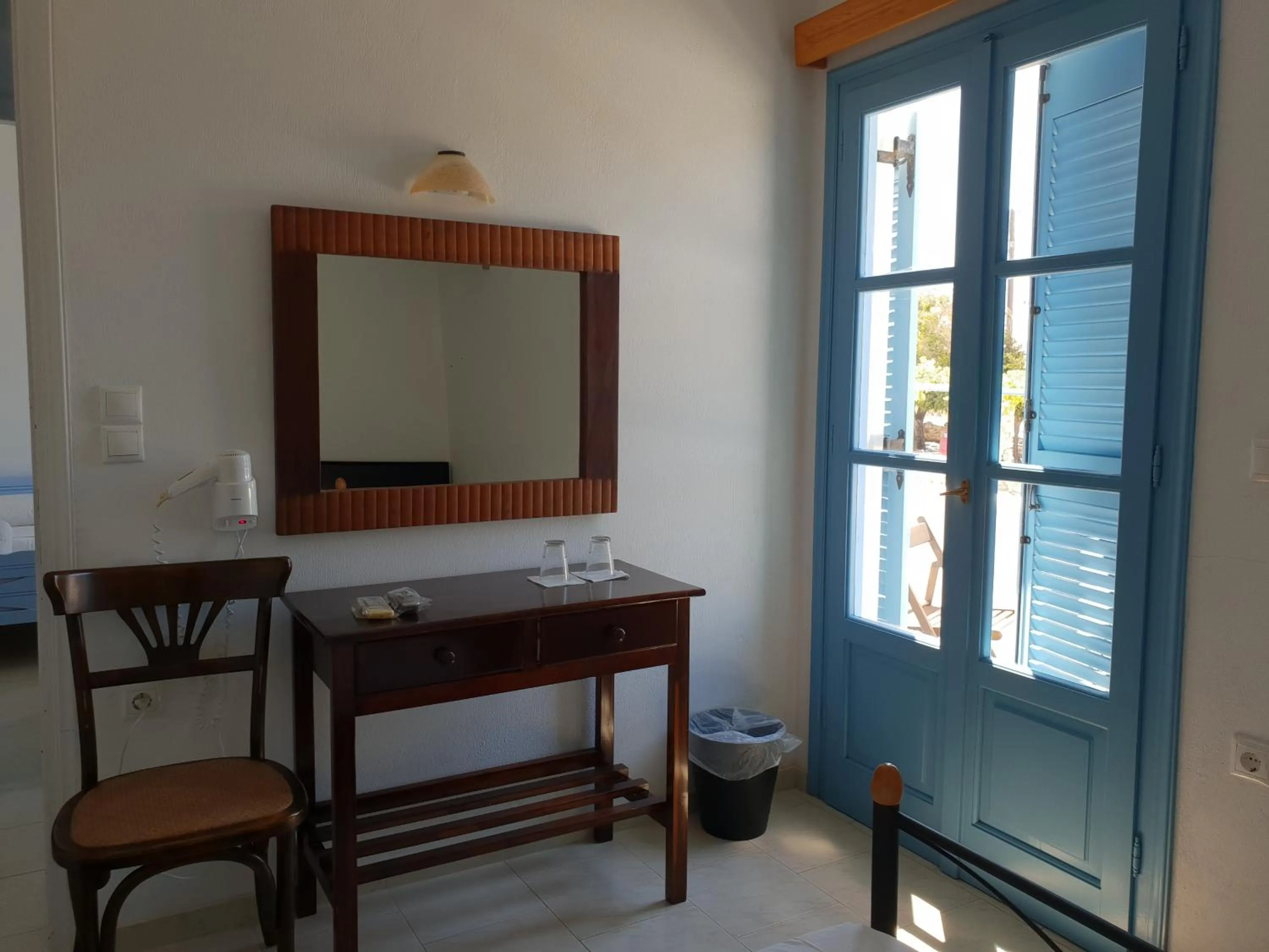 Captain's Rocks Hotel