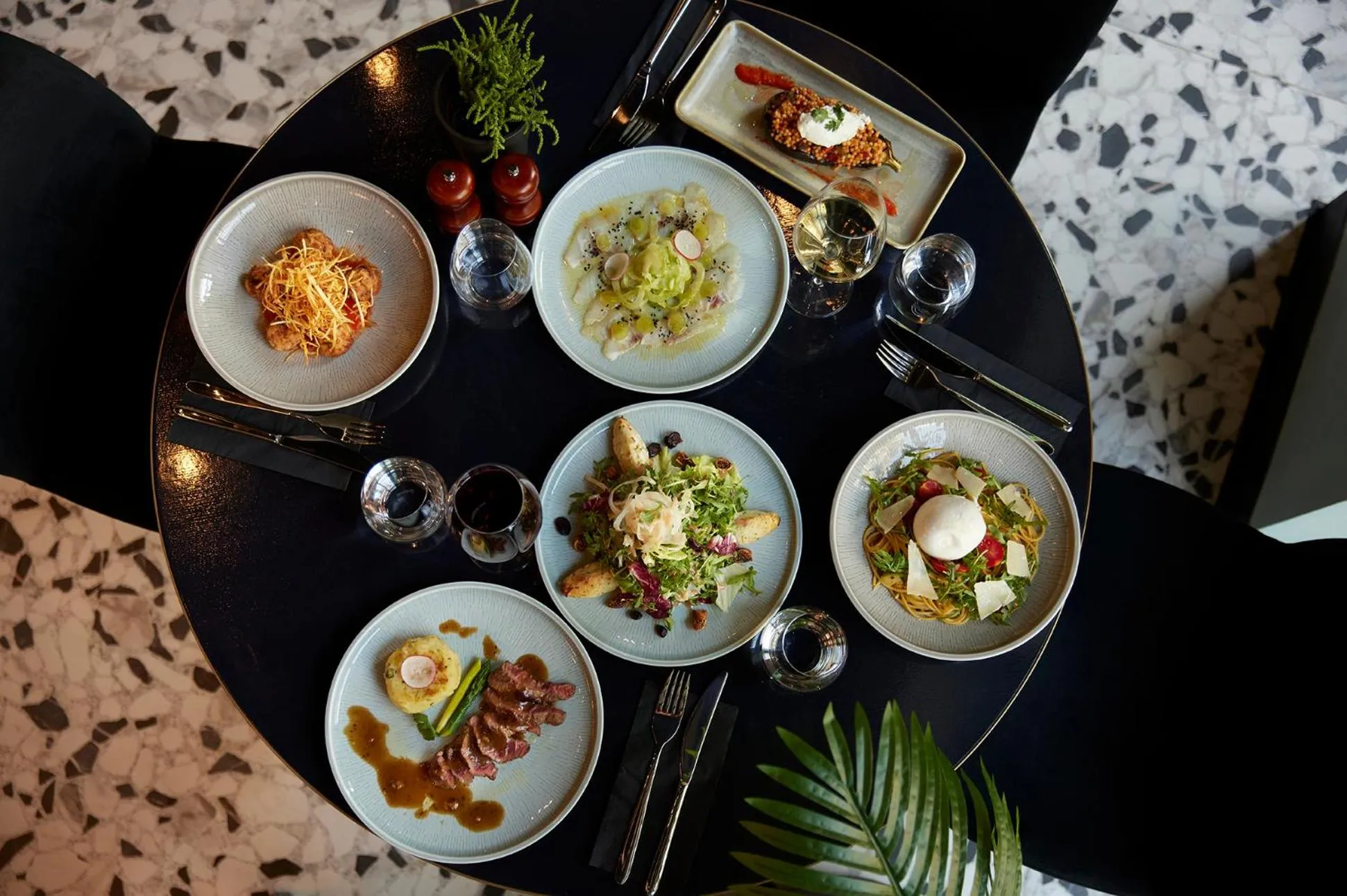 Food and drinks in The Port Square Hotel