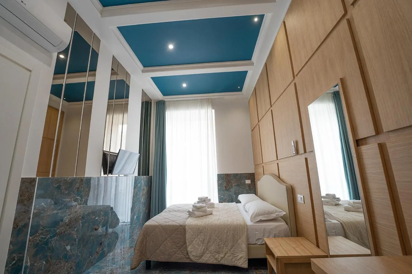 Bed in P.C. Boutique Medina H. Napoli Centro, by Clapa Group