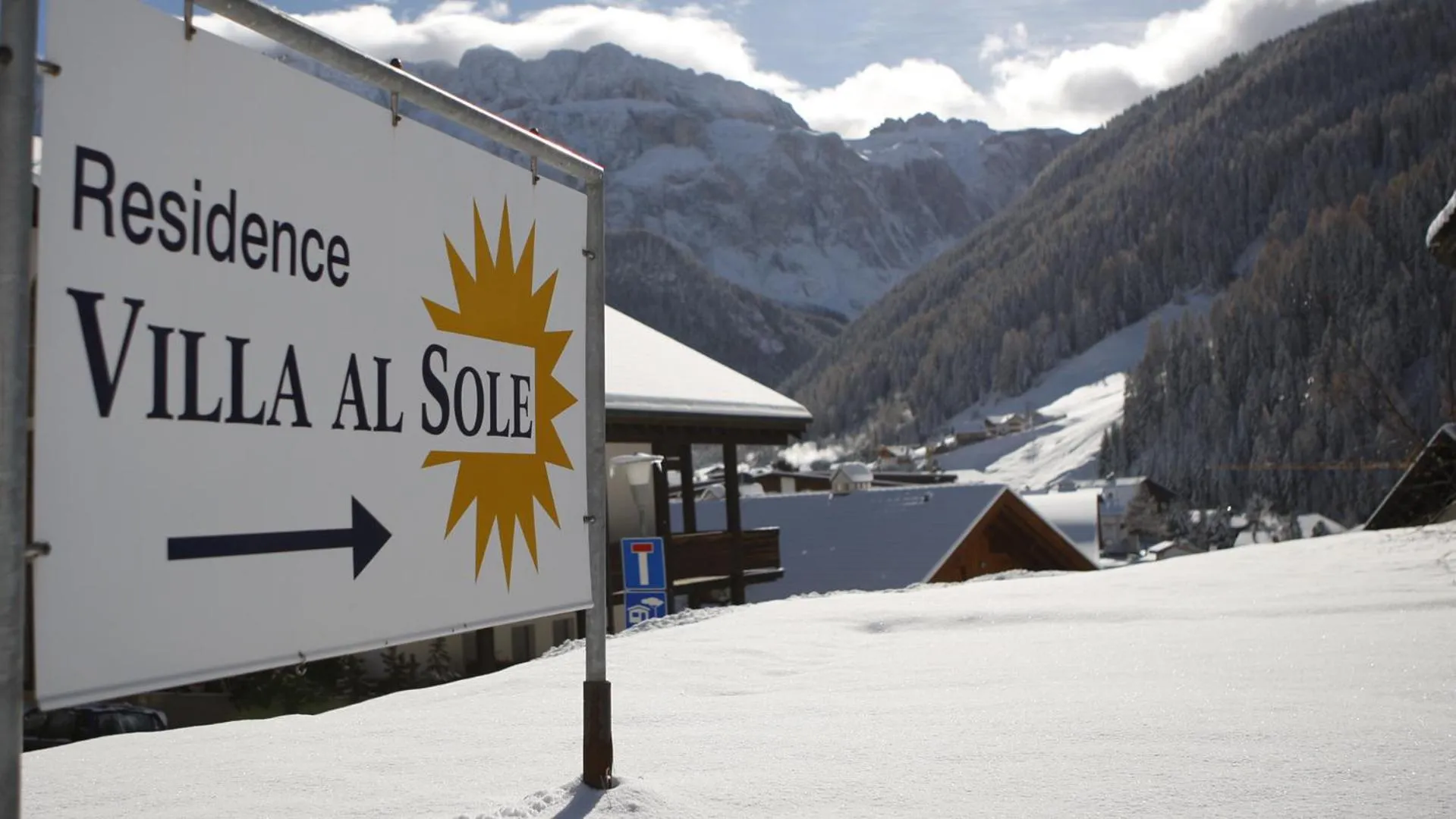 Property logo or sign in Residence Villa al Sole