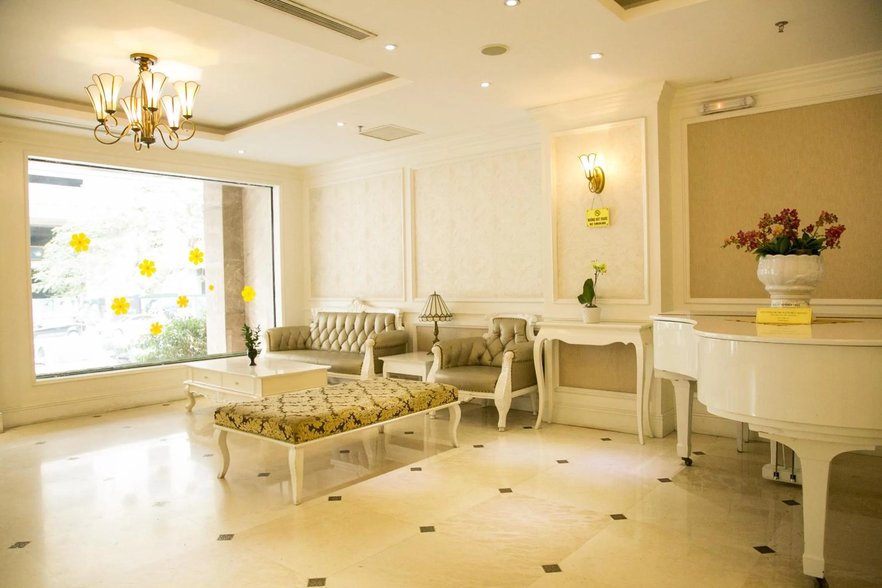Lobby or reception in CityBay Palace Hạ Long Hotel