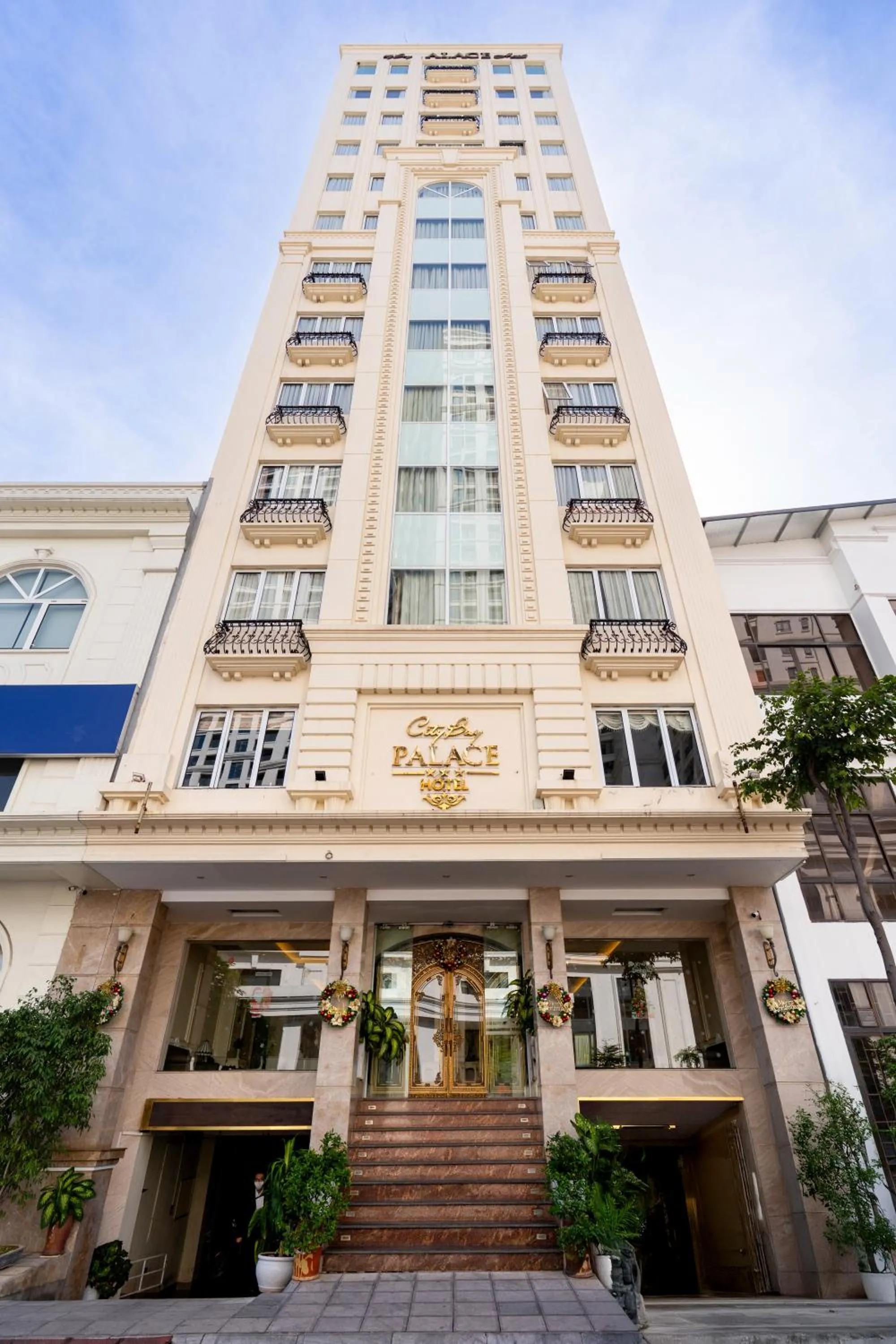Property building in CityBay Palace Hạ Long Hotel