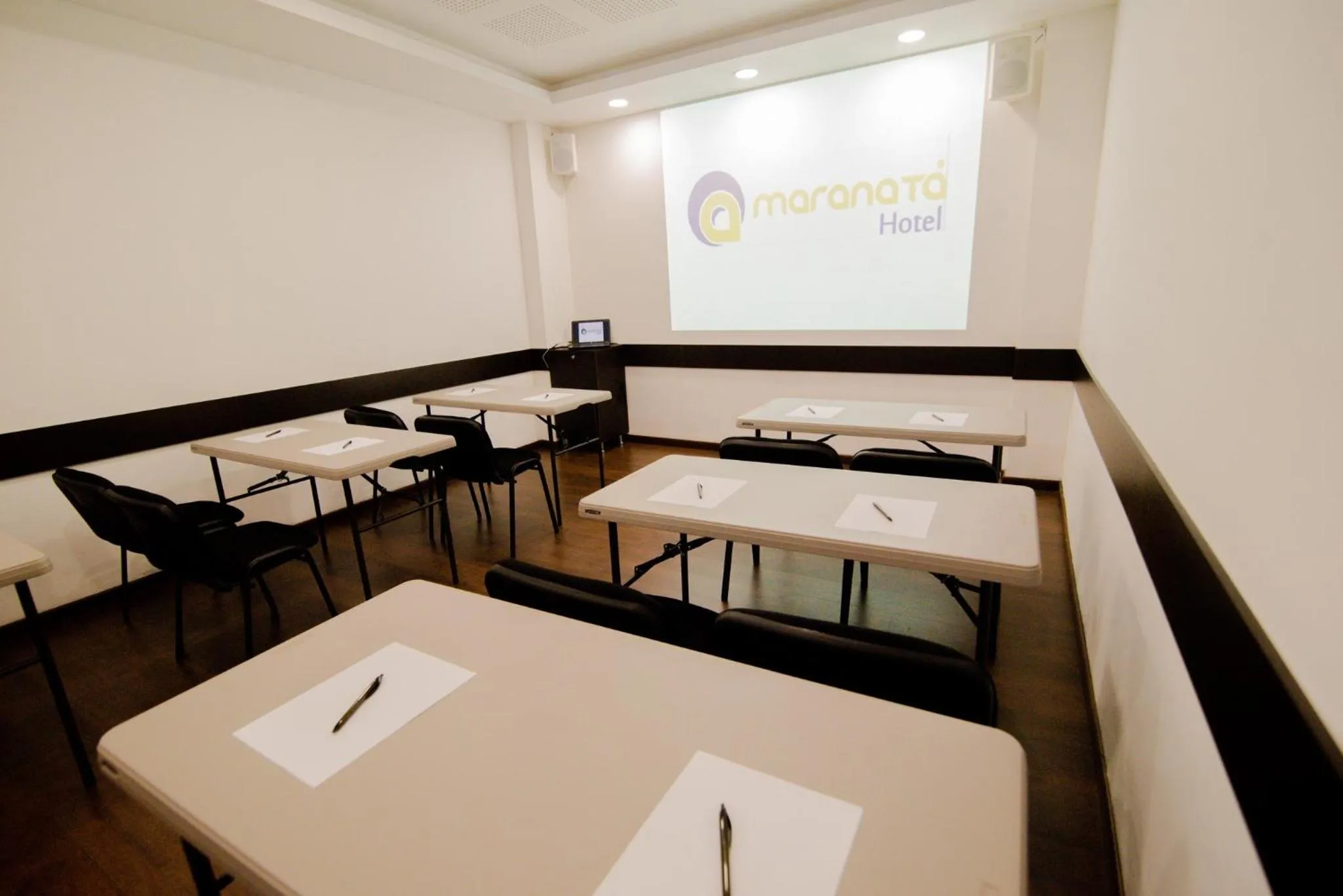 Business facilities in Hotel Maranata Valledupar