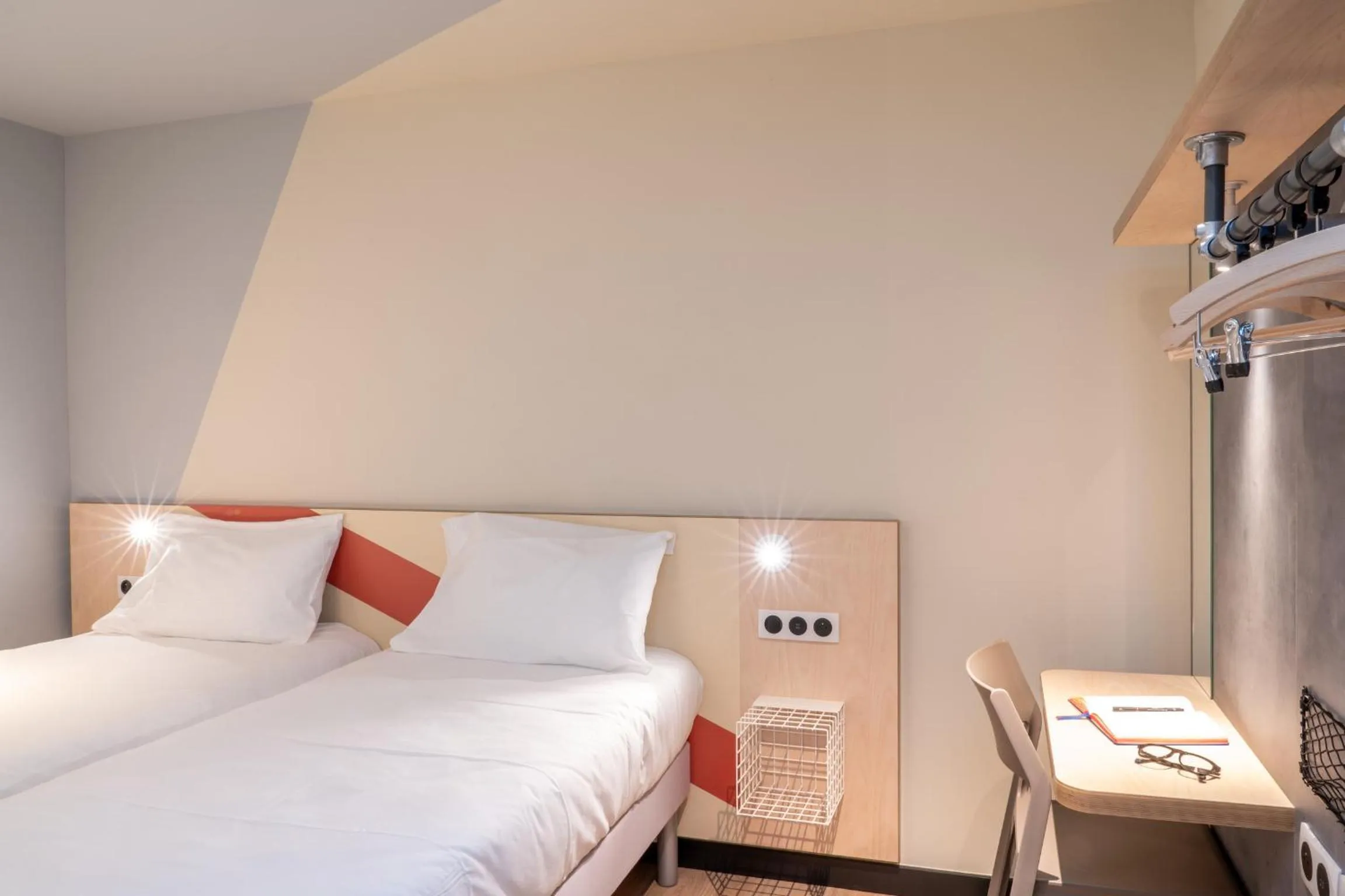 Bed in ibis budget Le Cannet des Maures