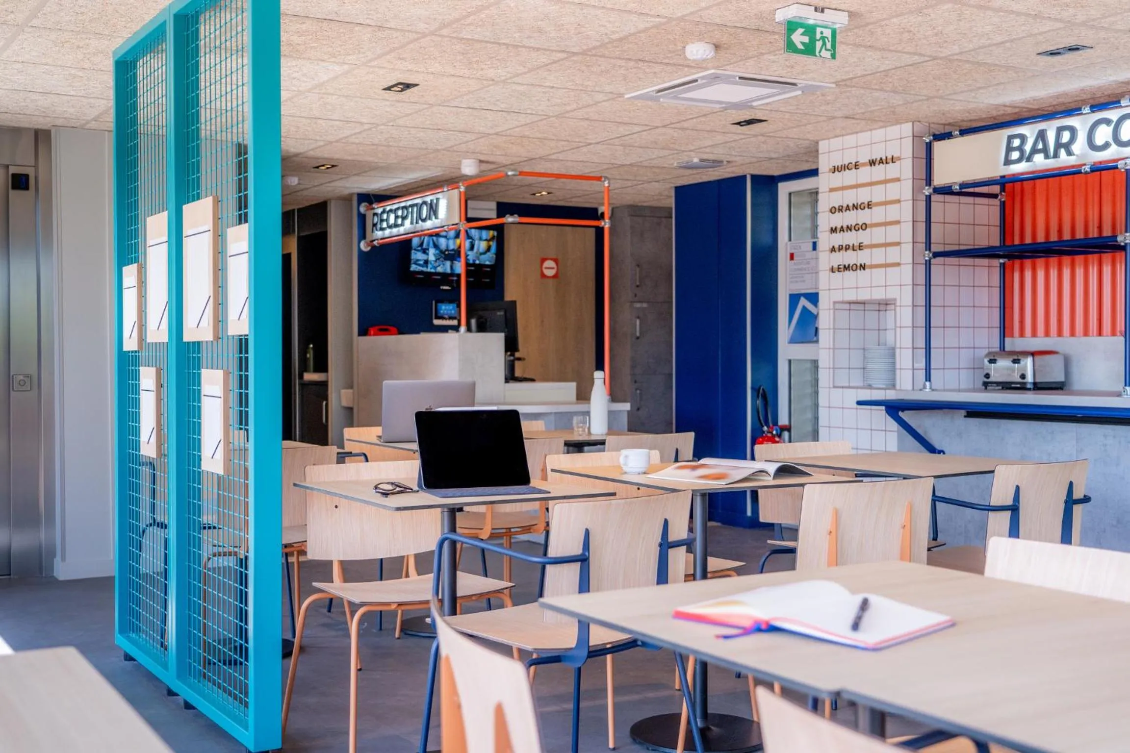 TV and multimedia in ibis budget Le Cannet des Maures