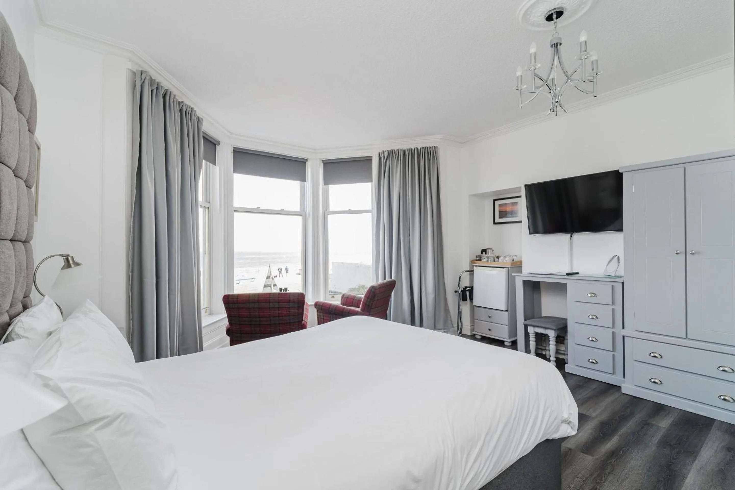 Bedroom, Bed in The Roxburgh