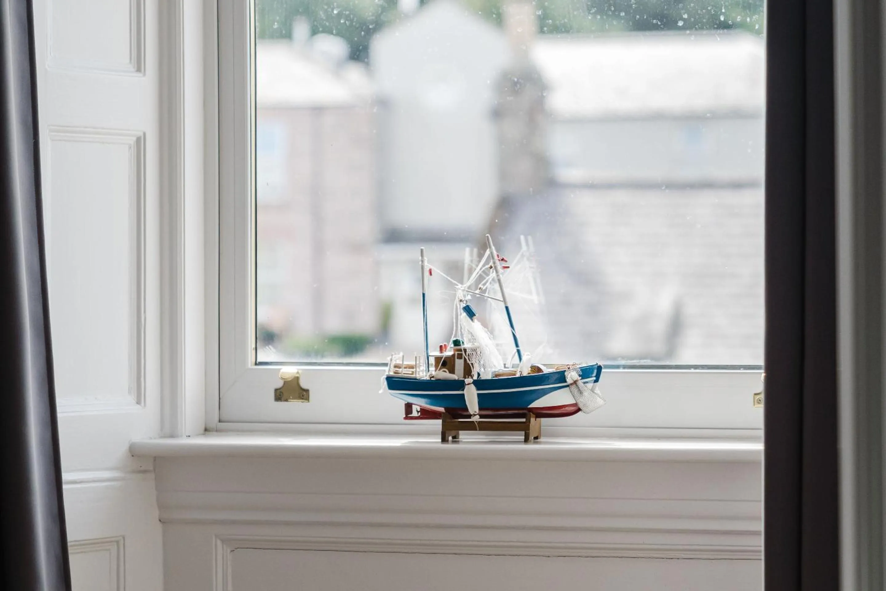 Bedroom in The Roxburgh