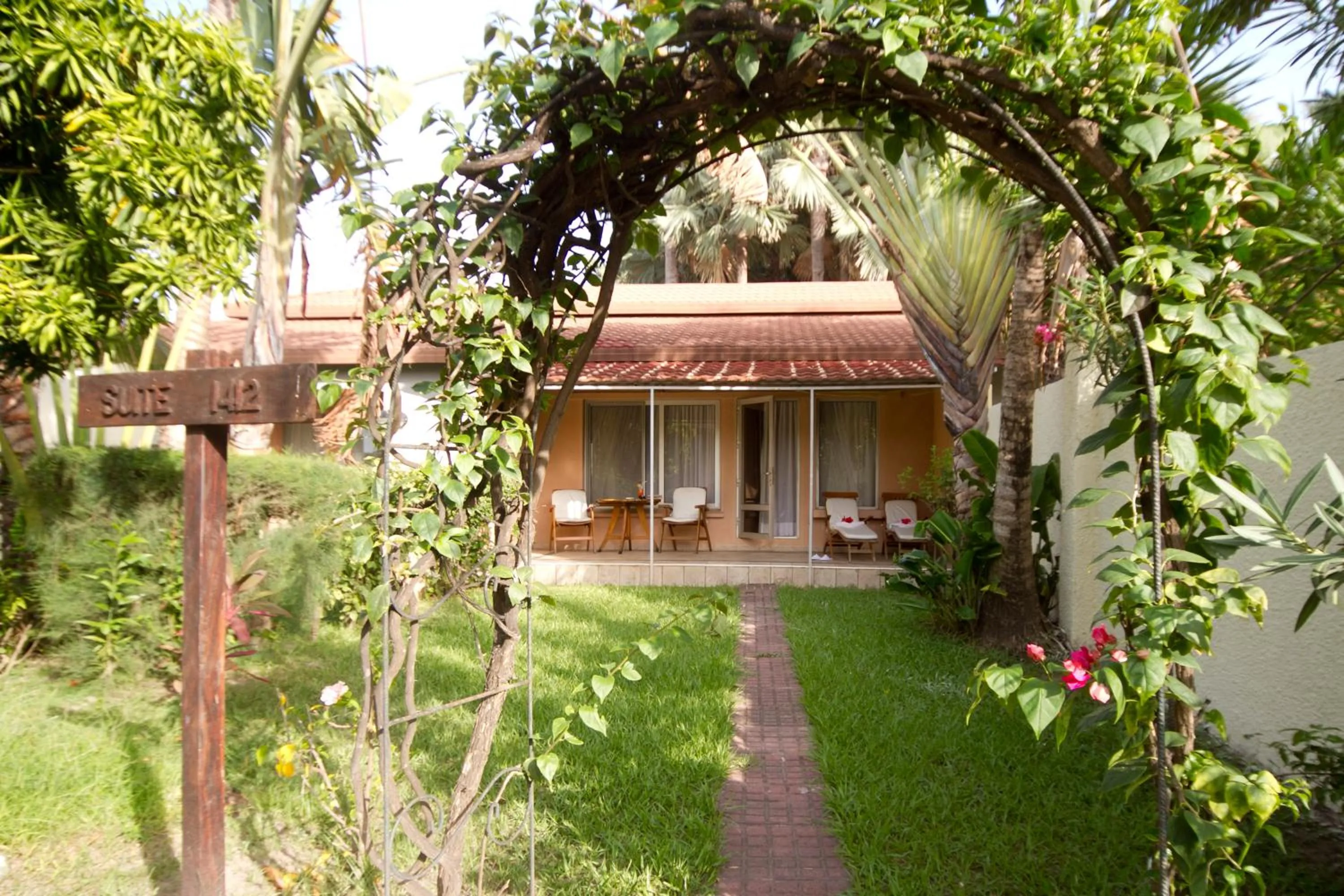 Garden in The Kairaba Beach Hotel