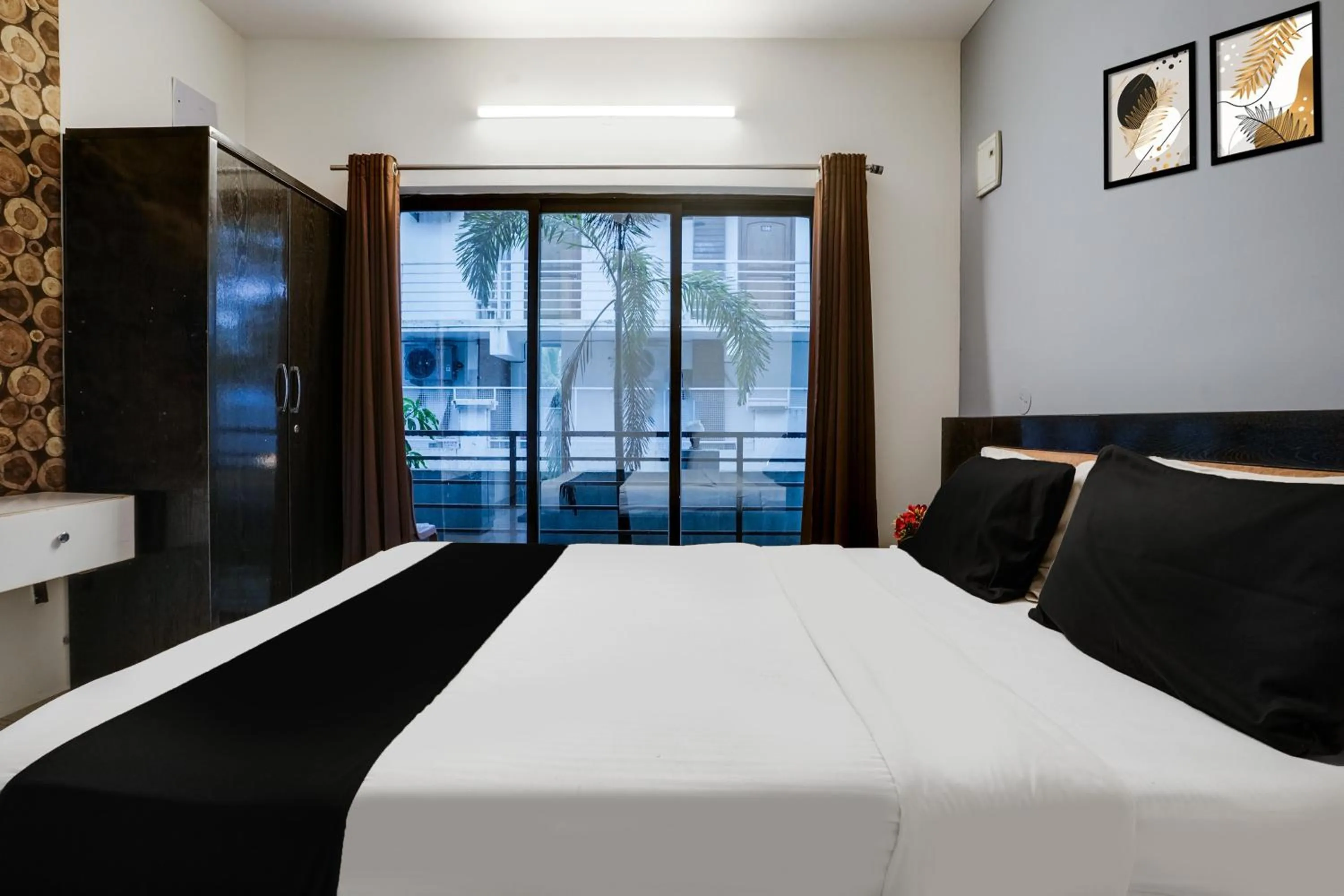 Bedroom, Bed in Super Collection O Morjim