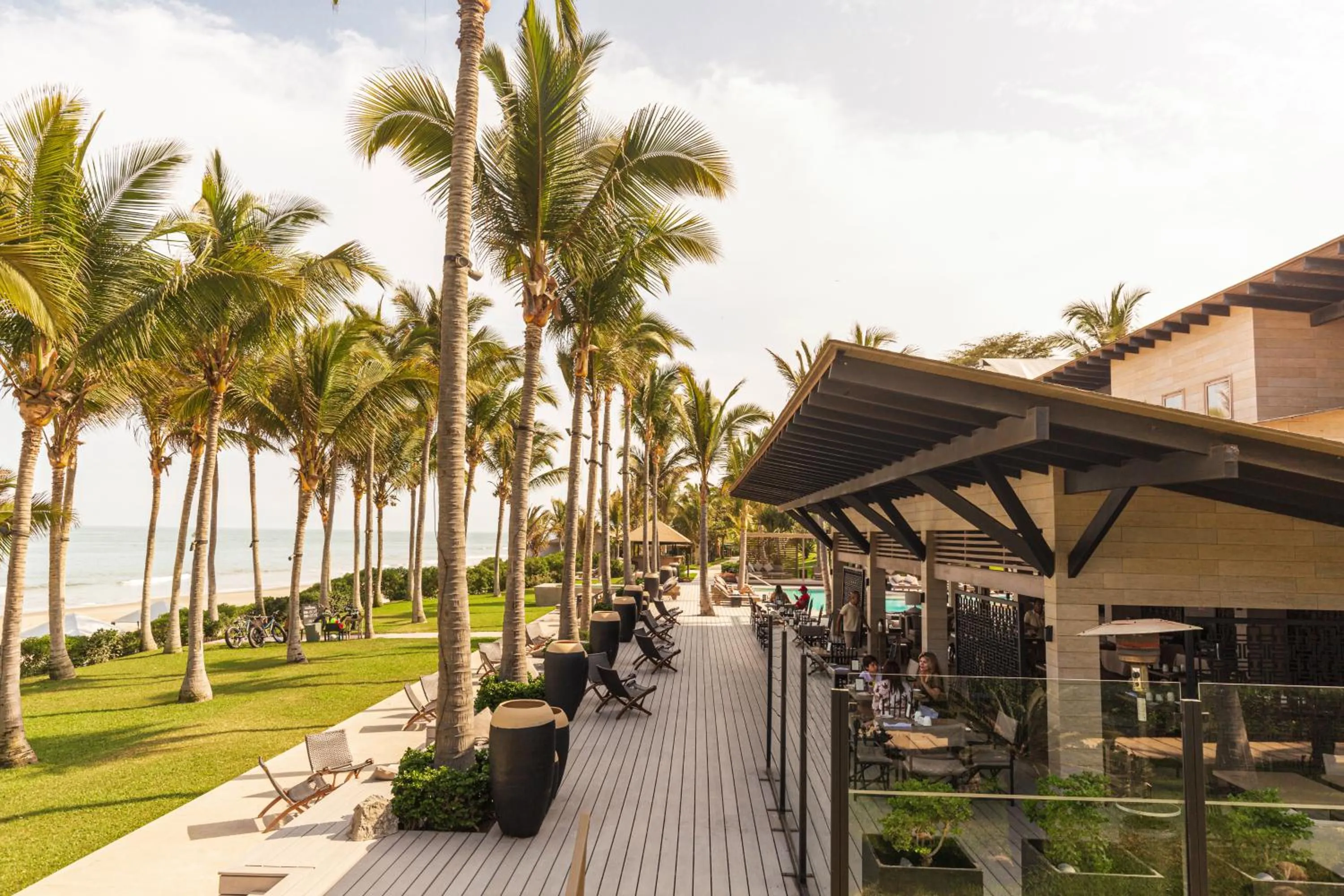 Restaurant/places to eat in Arennas Mancora