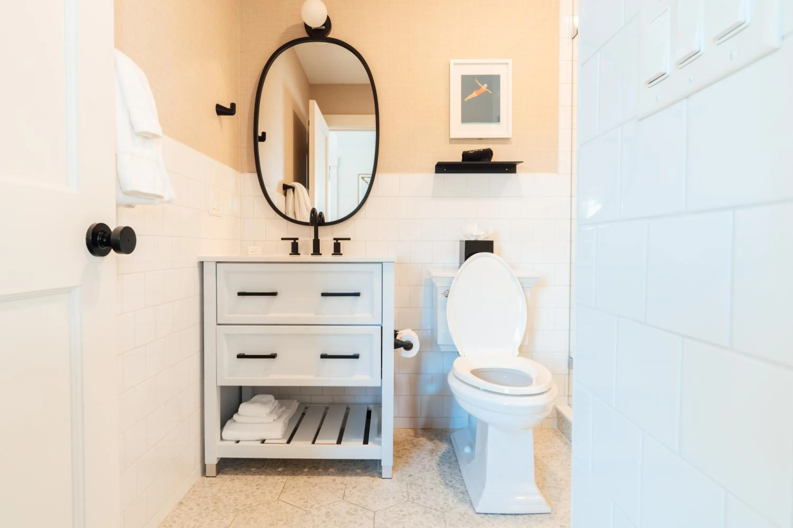 Bathroom in The Franklin Hotel Martha's Vineyard