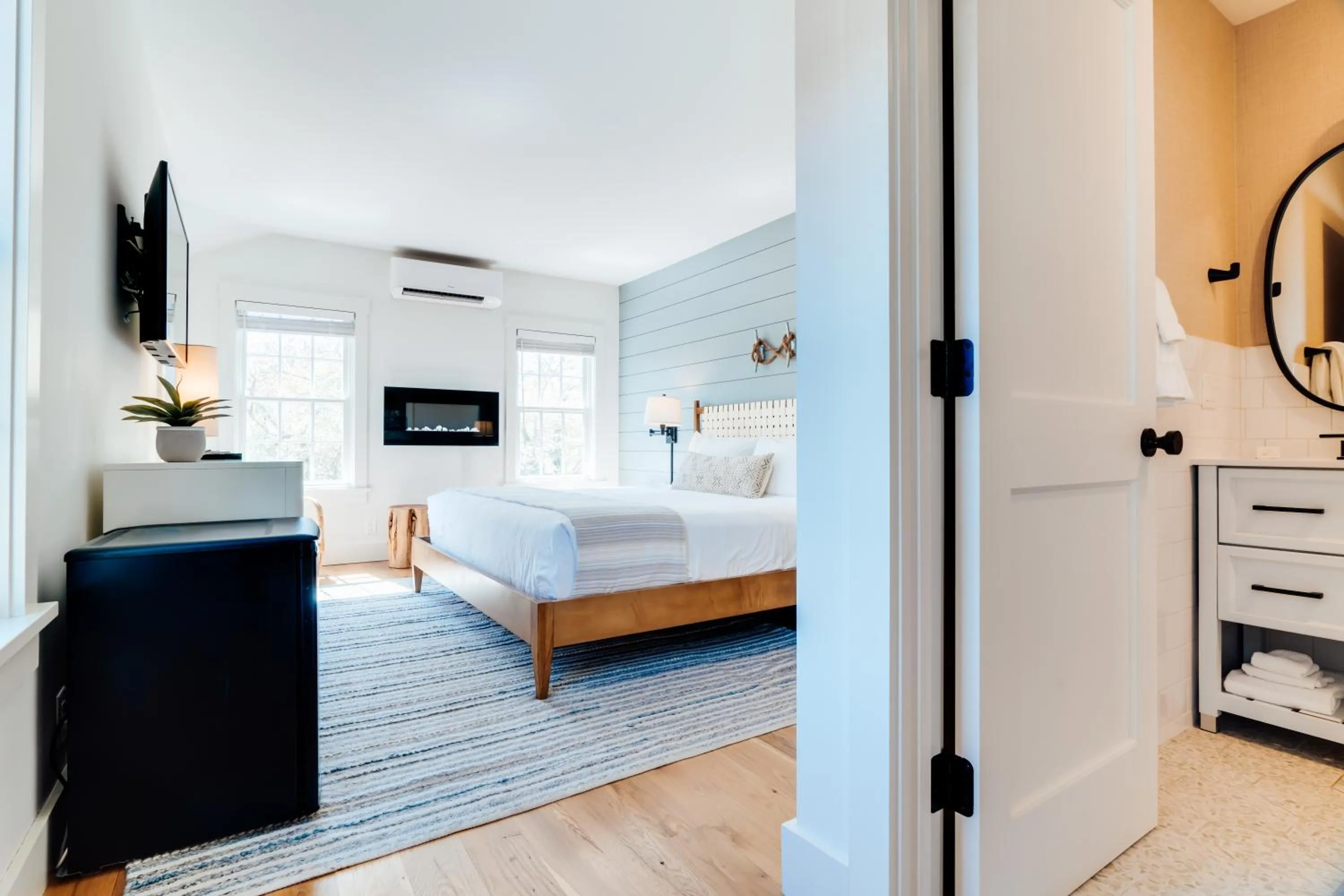 Bedroom, Bed in The Franklin Hotel Martha's Vineyard