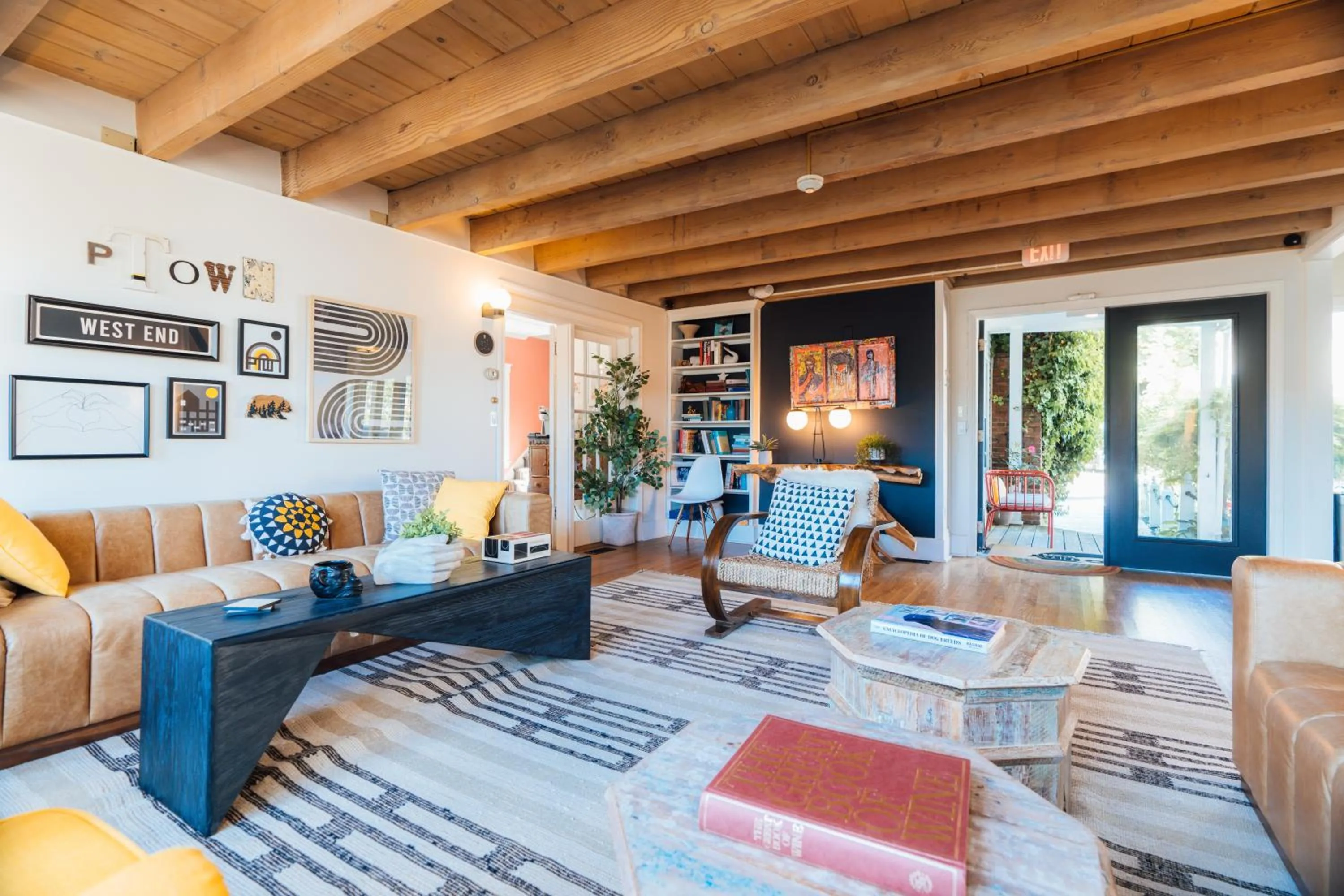 Lobby or reception in Beaconlight Guest House