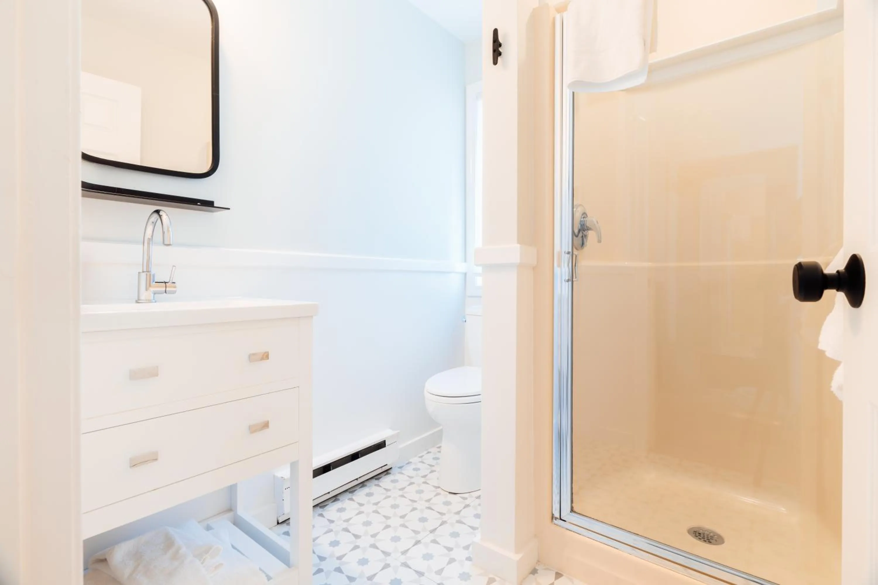 Bathroom in Beaconlight Guest House