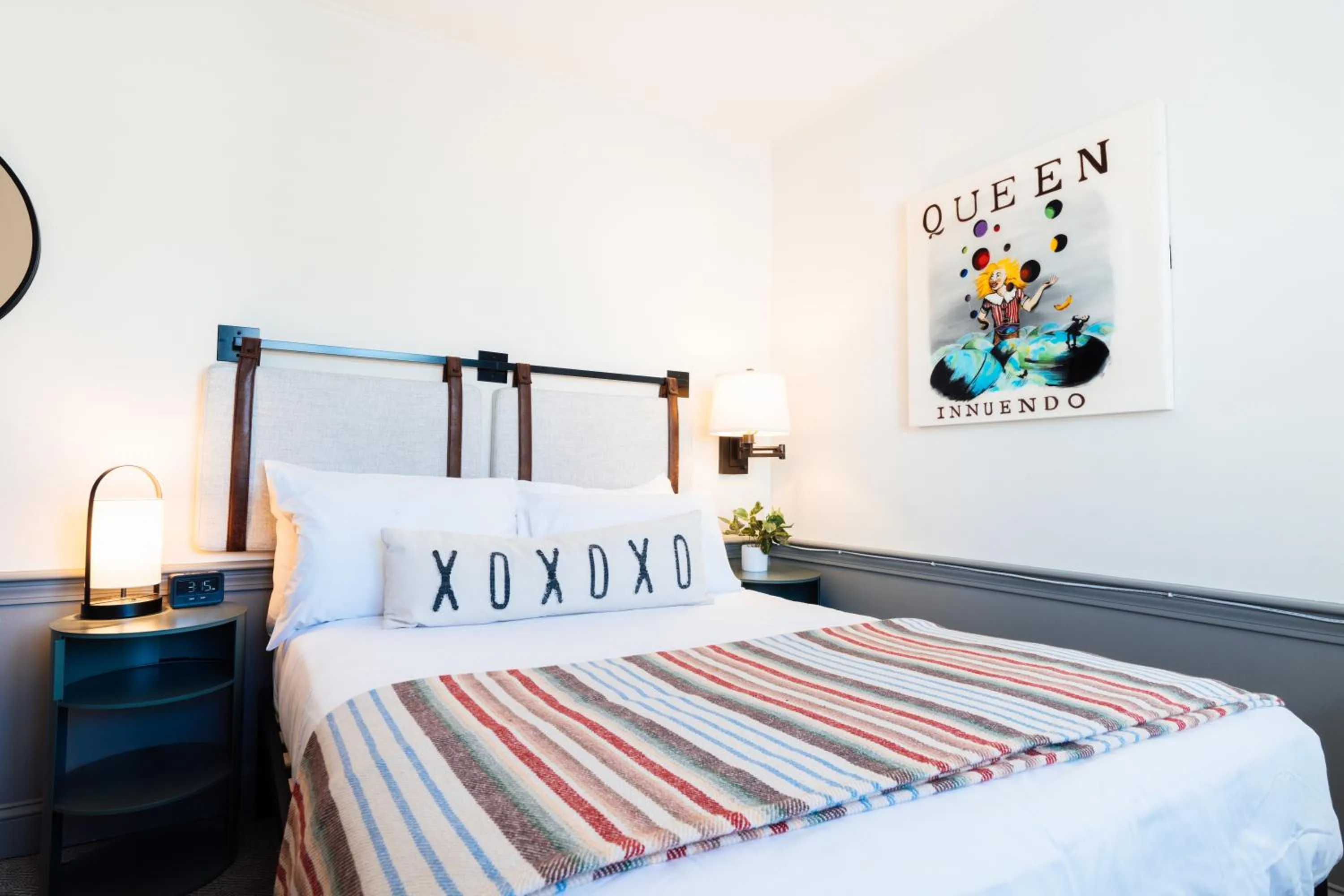 Bedroom, Bed in Beaconlight Guest House