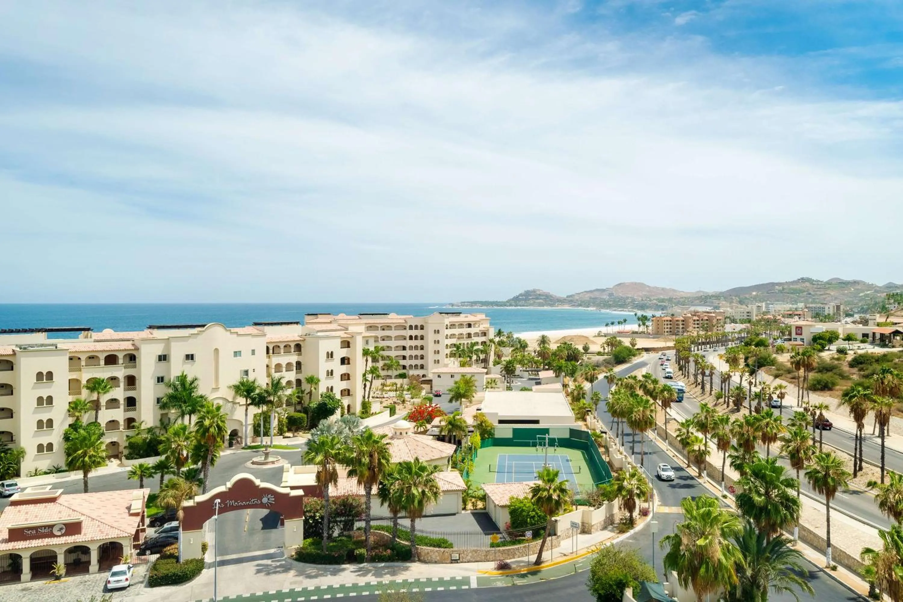 Property building in Hyatt Place Los Cabos