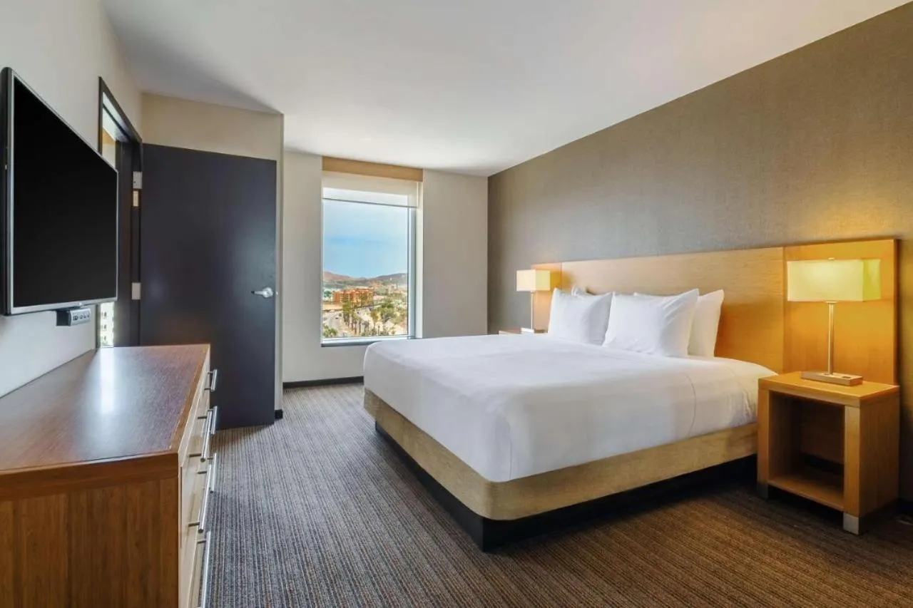 TV and multimedia, Bed in Hyatt Place Los Cabos