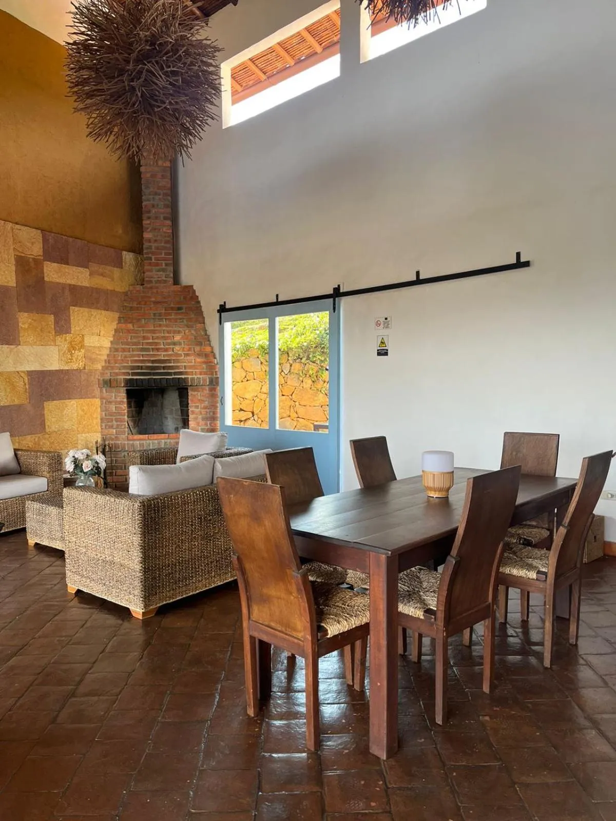 Communal lounge/ TV room in Hotel AMANEE