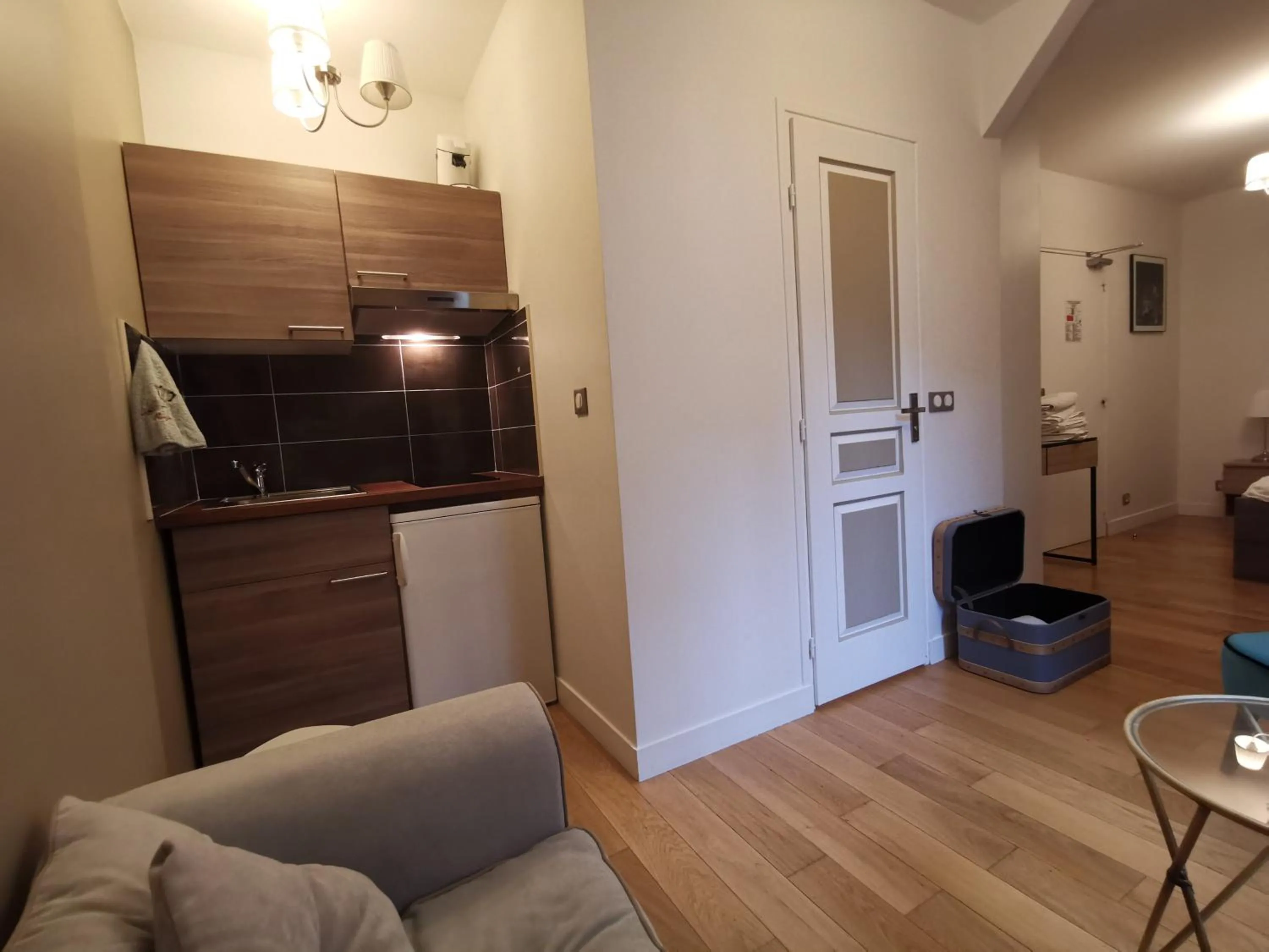 Kitchen or kitchenette in Hotel Oh Sevres Autrement