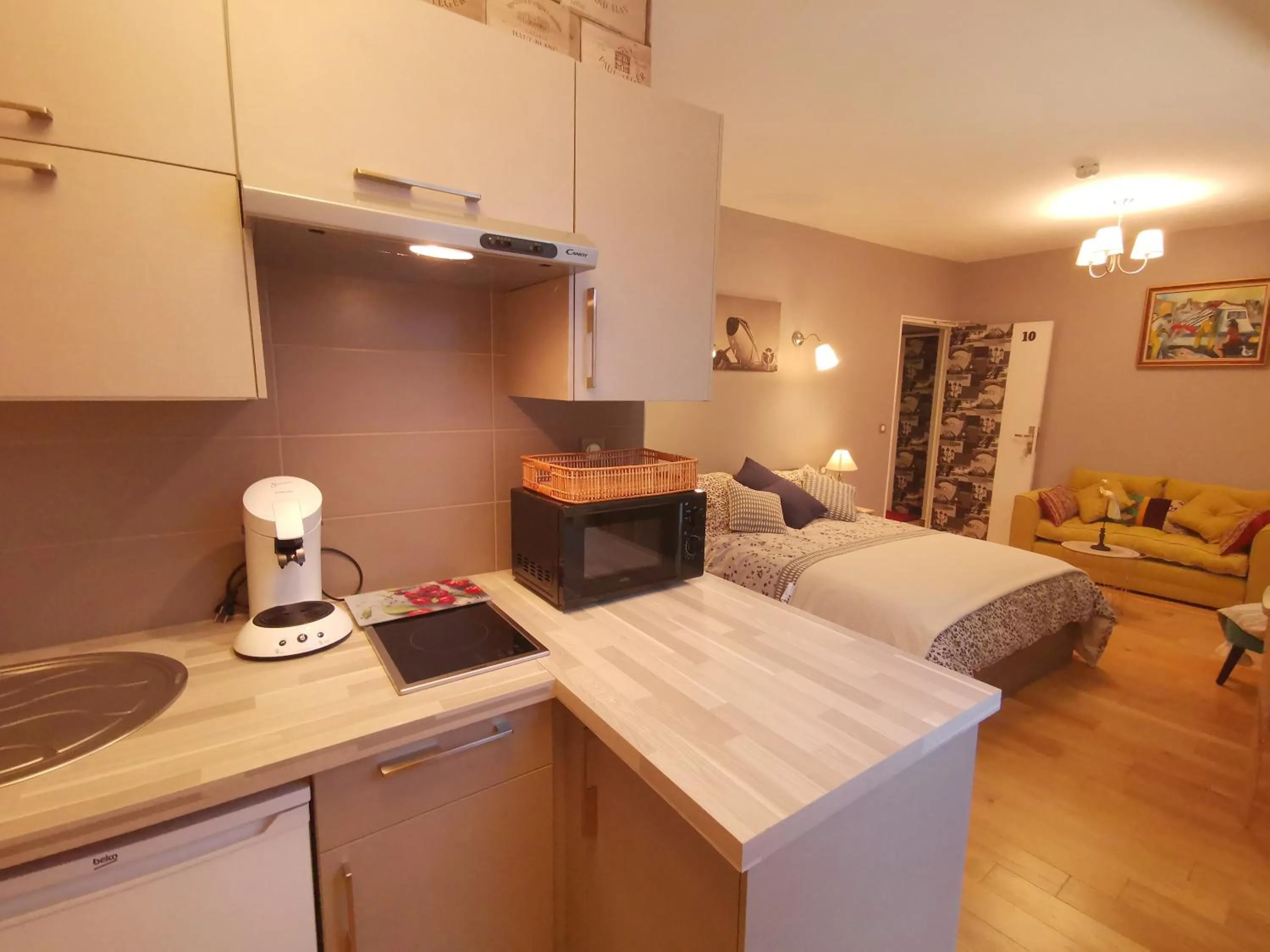 Kitchen or kitchenette in Hotel Oh Sevres Autrement