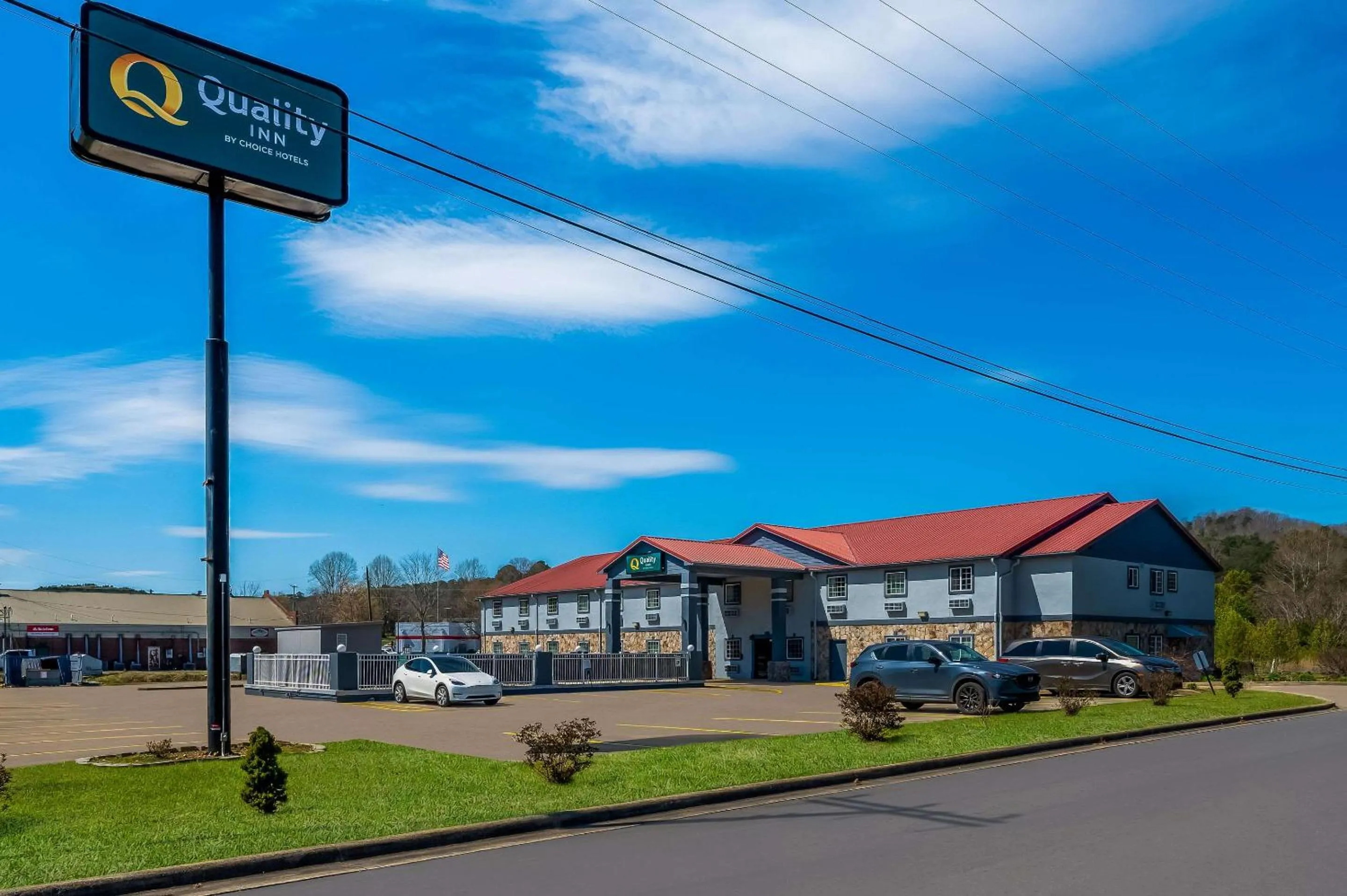 Property building in Quality Inn Fort Payne