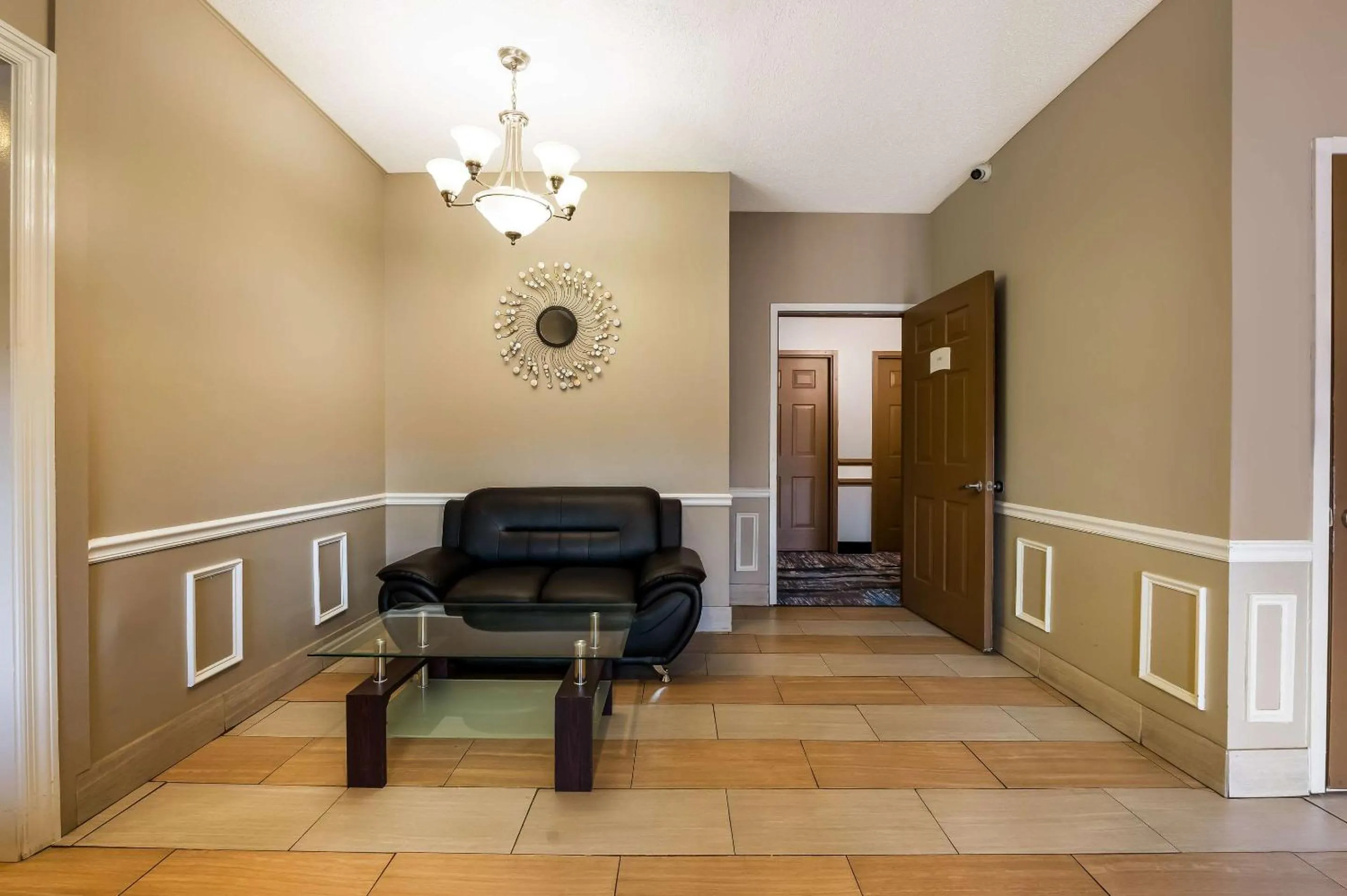 Lobby or reception in Quality Inn Fort Payne