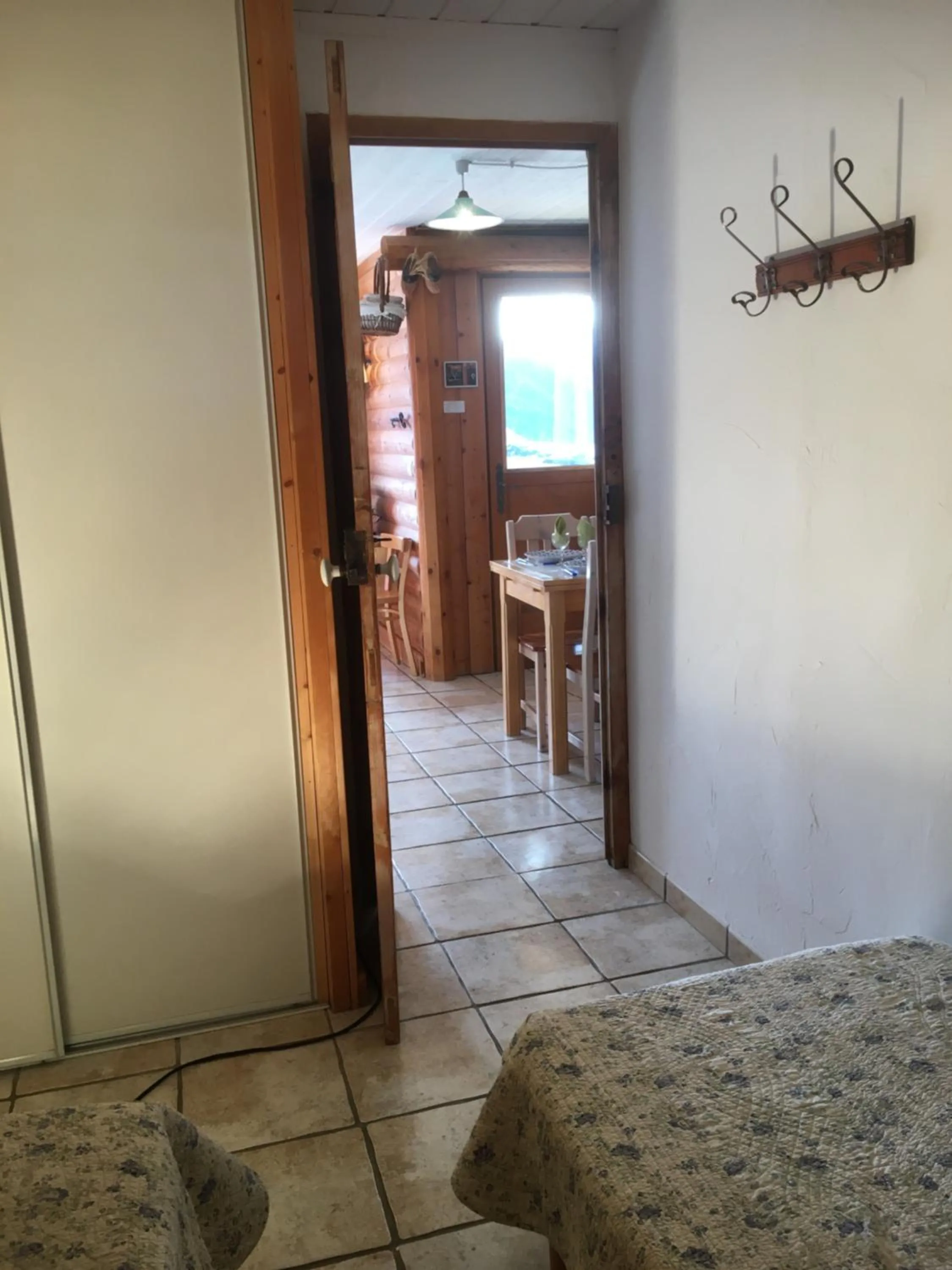 Other, Bed in Appartements dans Chalet