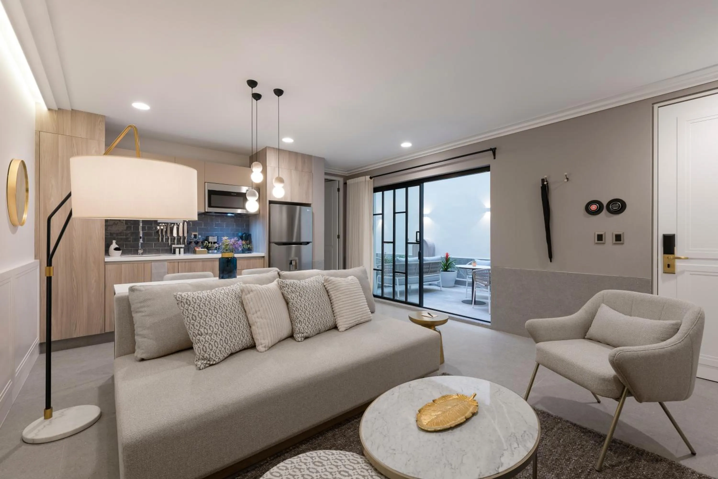 Apartment with Terrace in Casa Cleo by Viadora