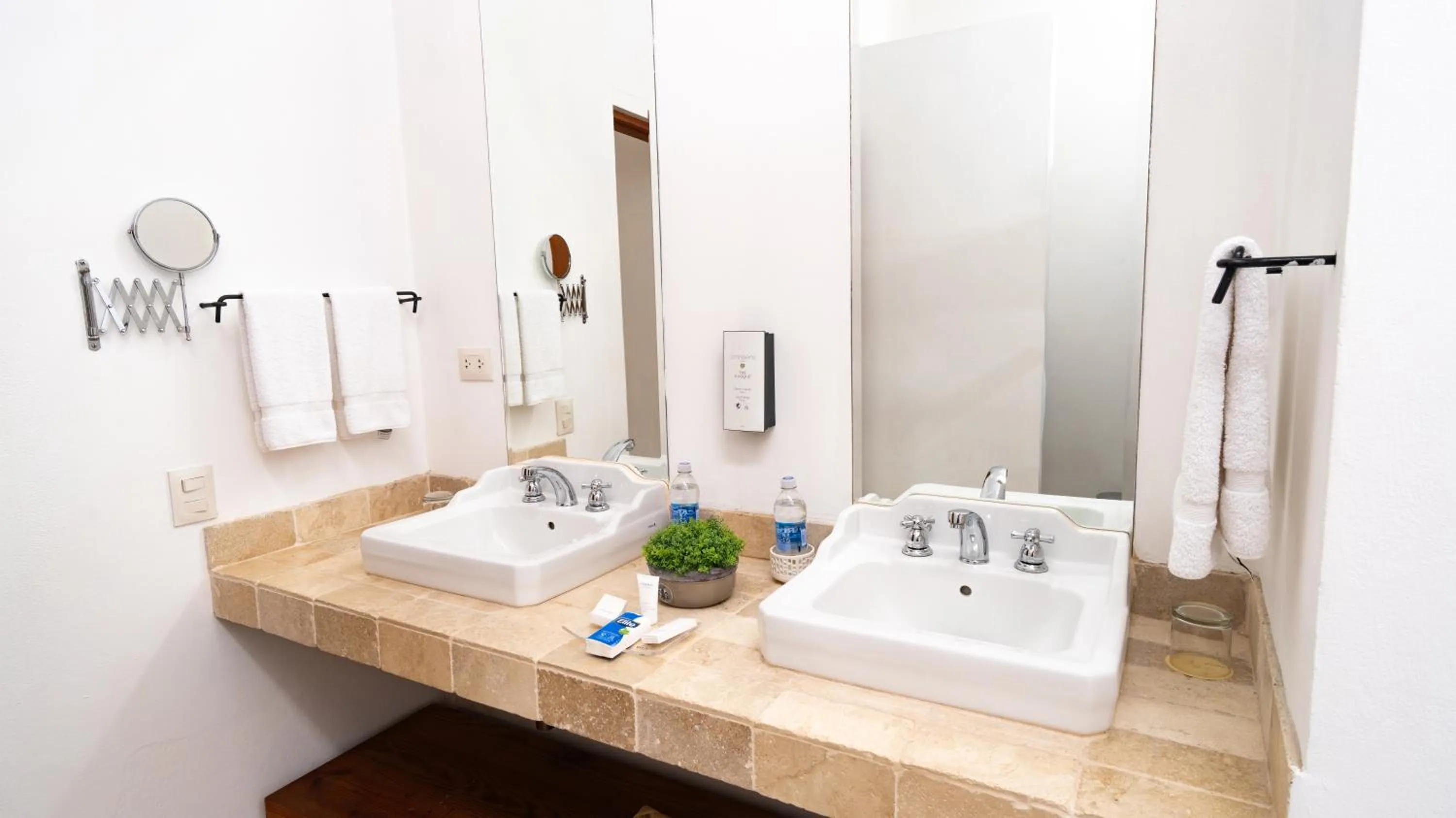 Bathroom in Hotel Viñas Queirolo