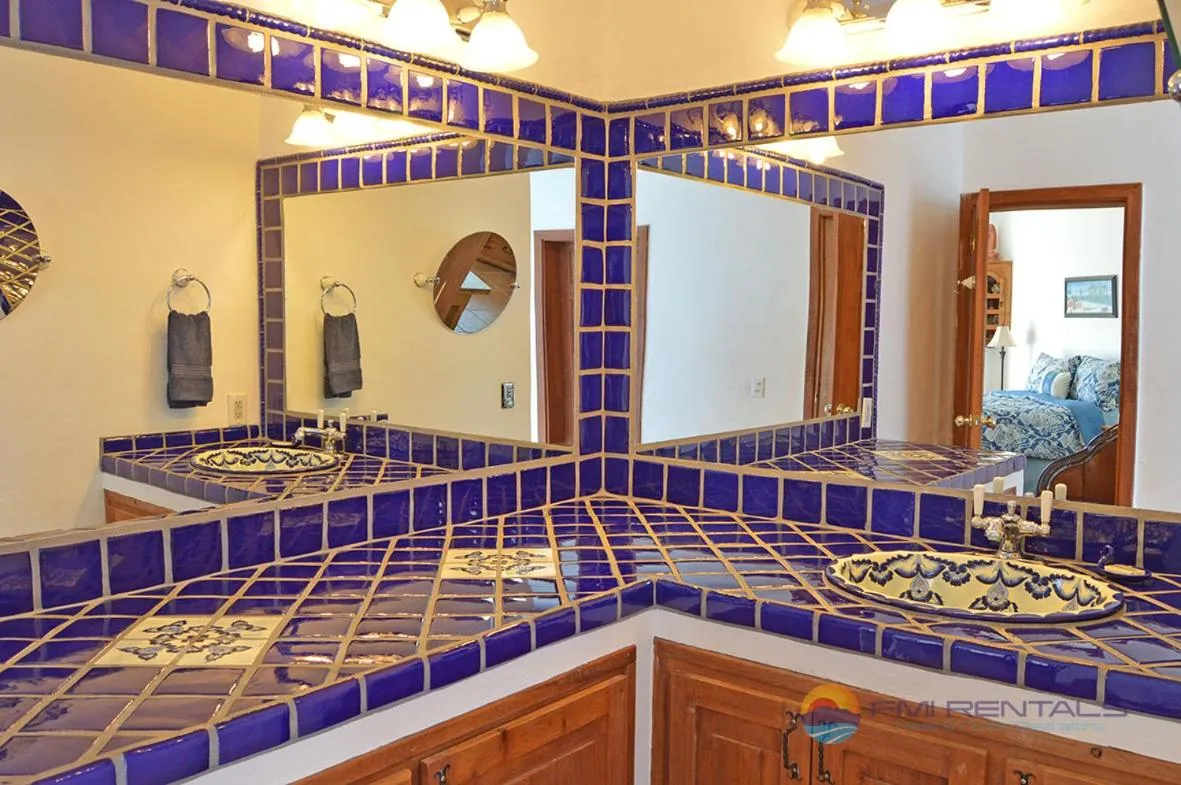 Casa Mariposa Azul by FMI Rentals