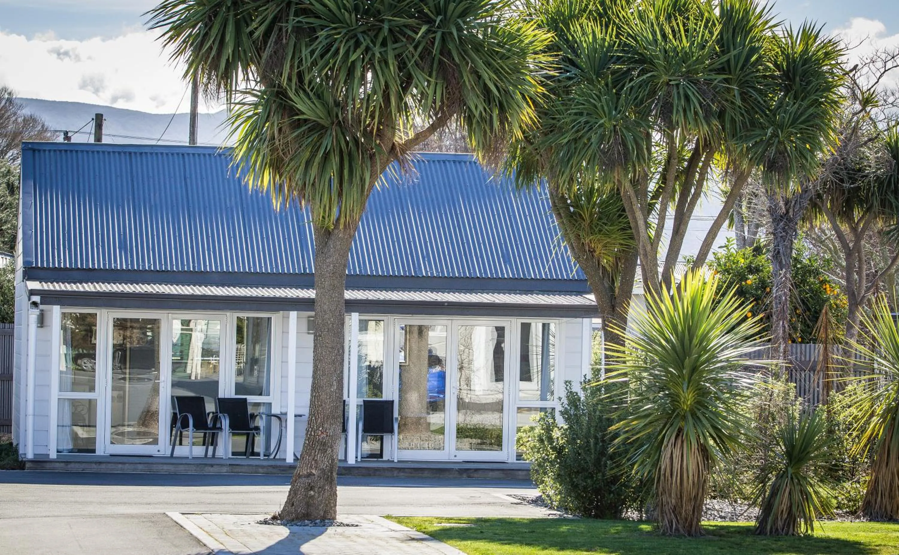 Garden in Greyfriars Motel