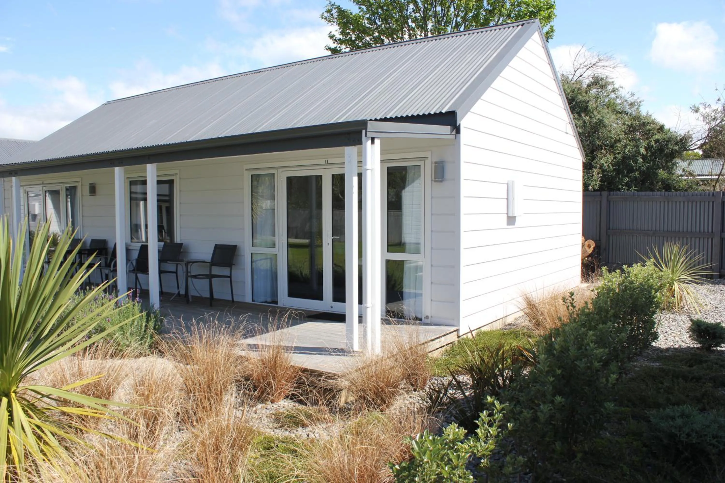 Balcony/Terrace in Greyfriars Motel