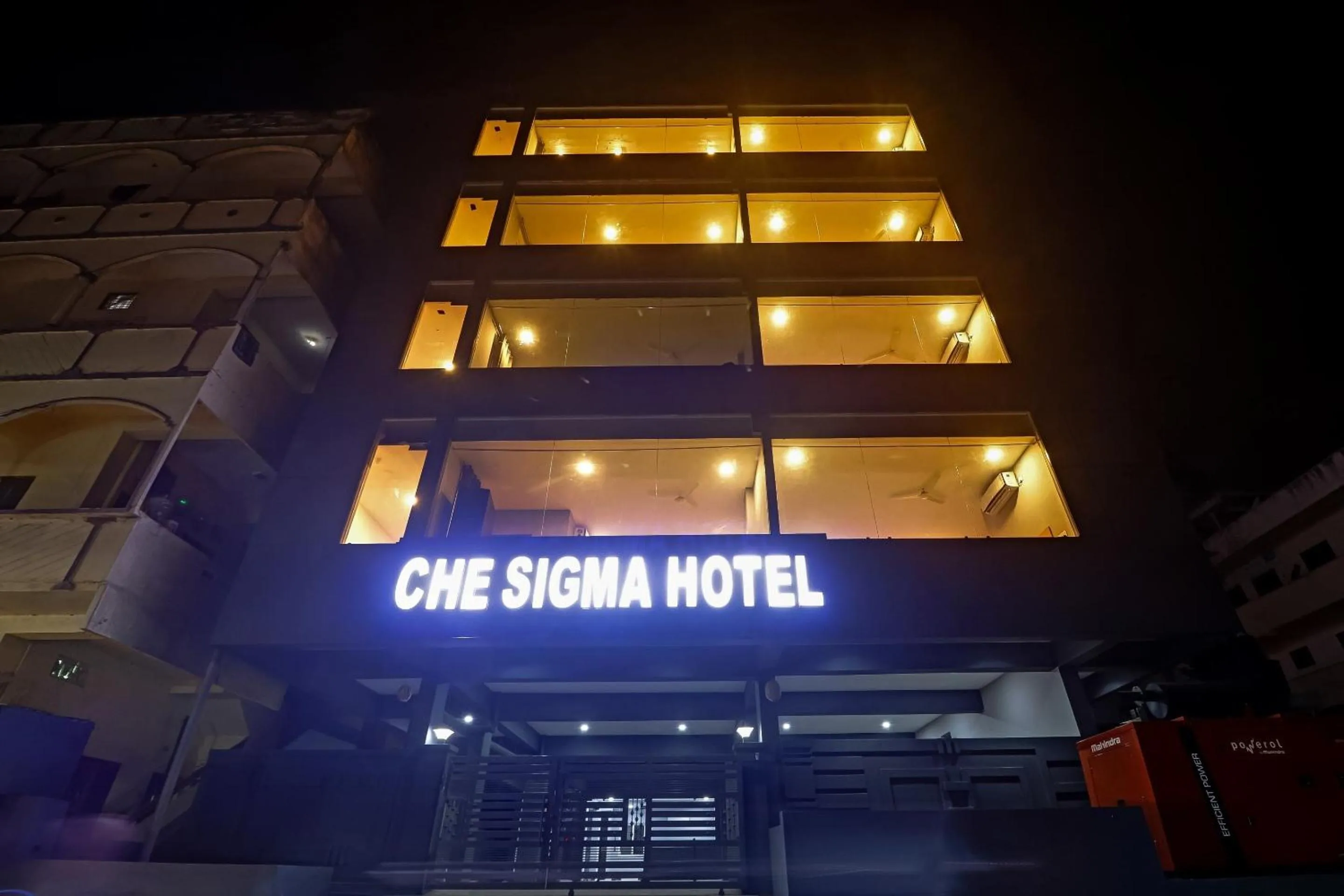 Facade/entrance in Townhouse Che Sigma