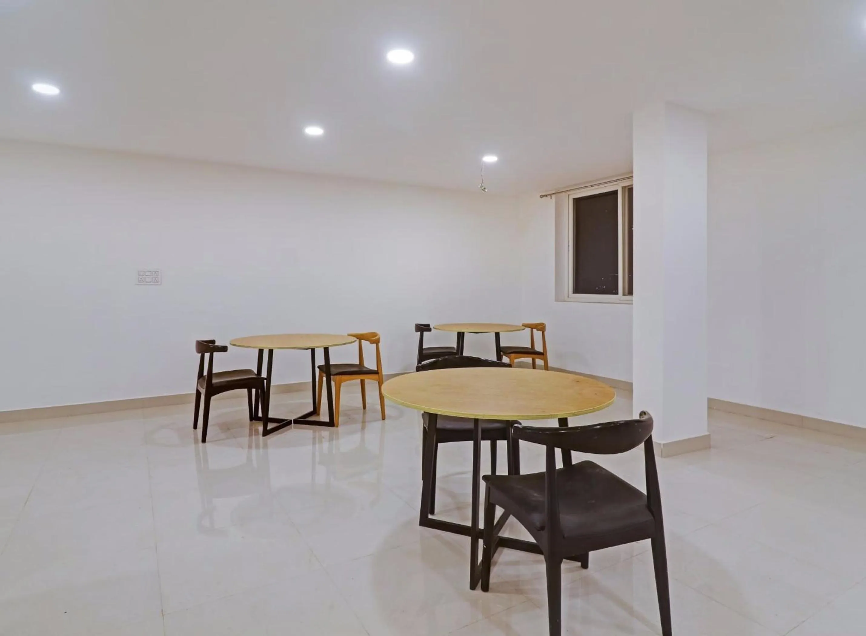Restaurant/places to eat in Townhouse Che Sigma