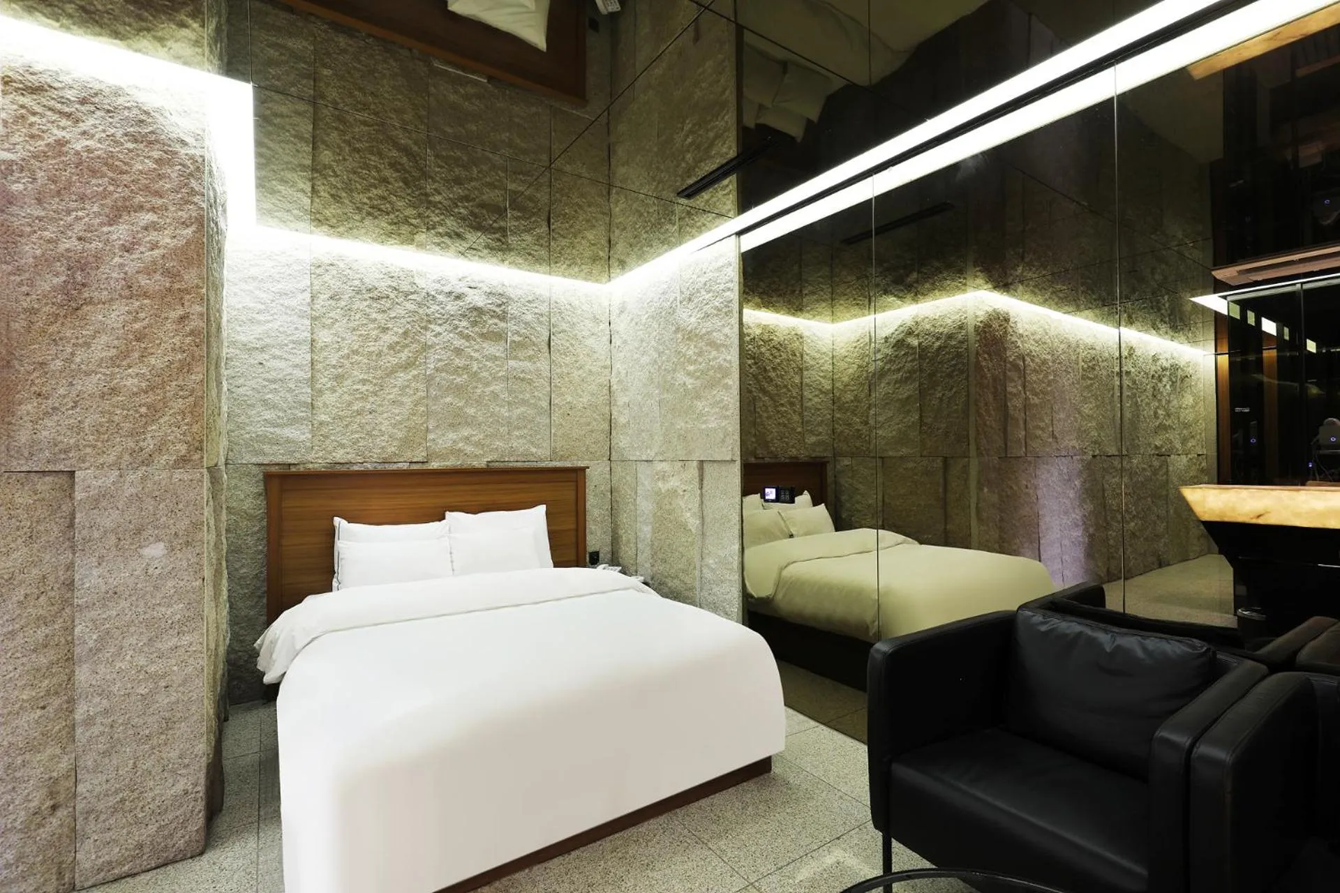 Bed in Hotel The Designers Jongro