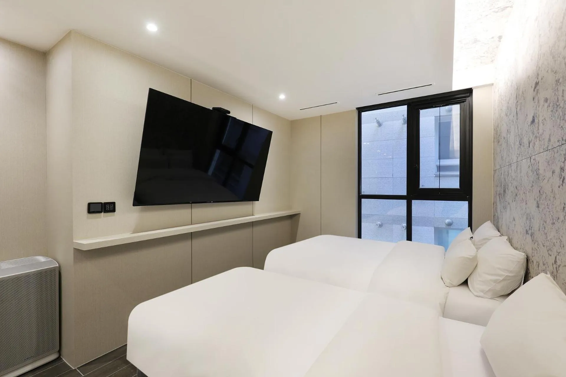 TV and multimedia, Bed in Hotel The Designers Jongro