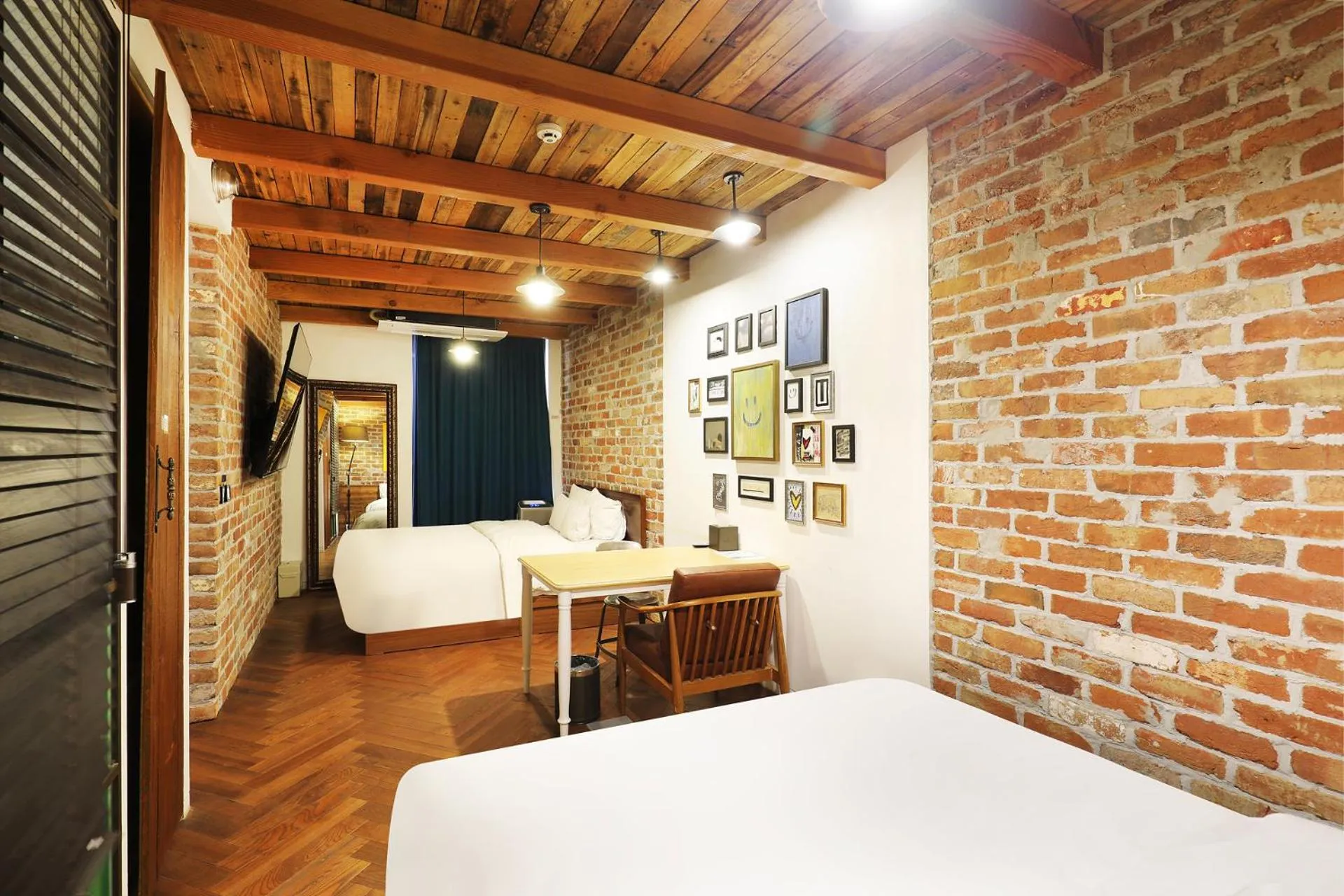 Bed in Hotel The Designers Jongro