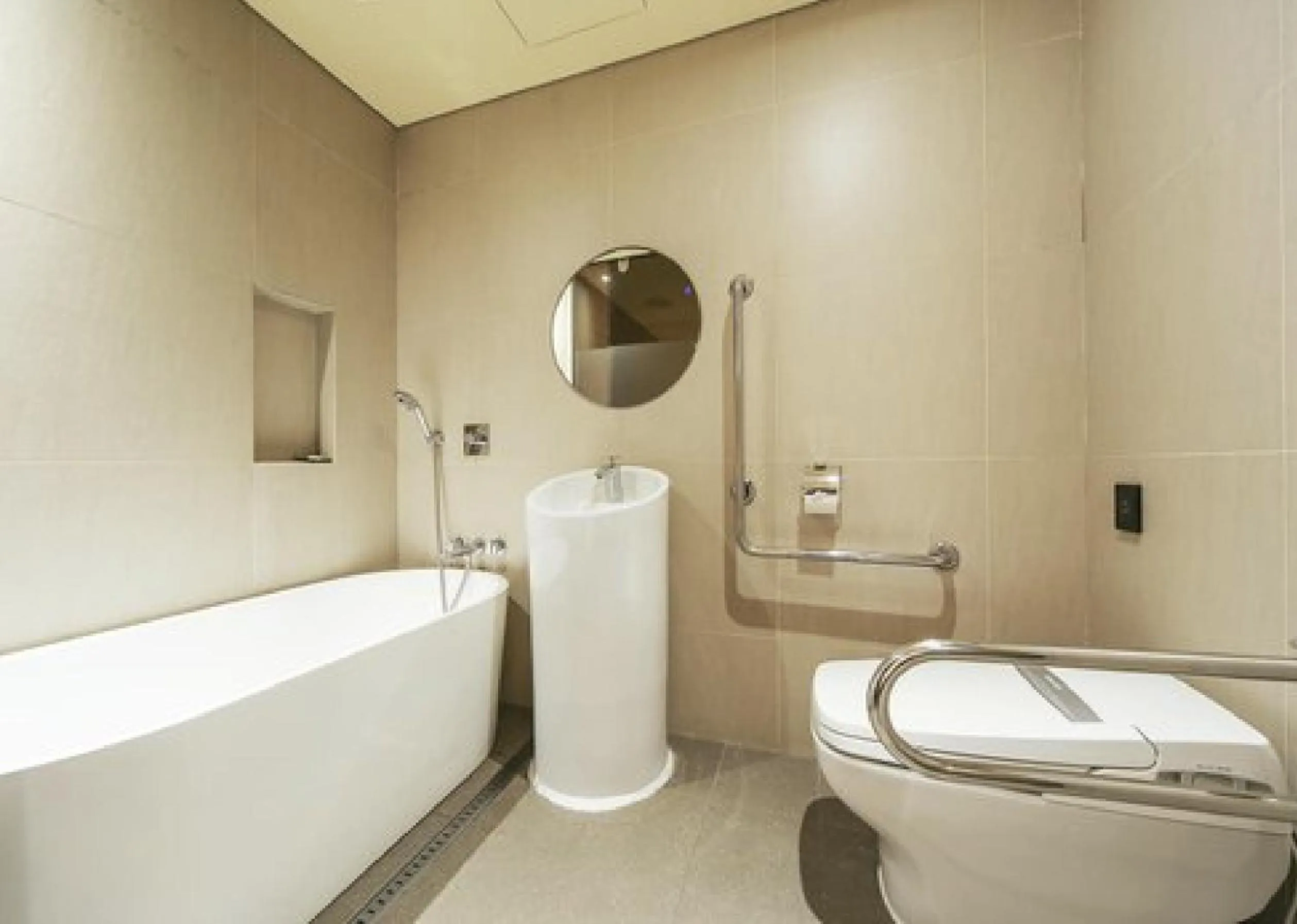 Bathroom in Hotel The Designers Jongro