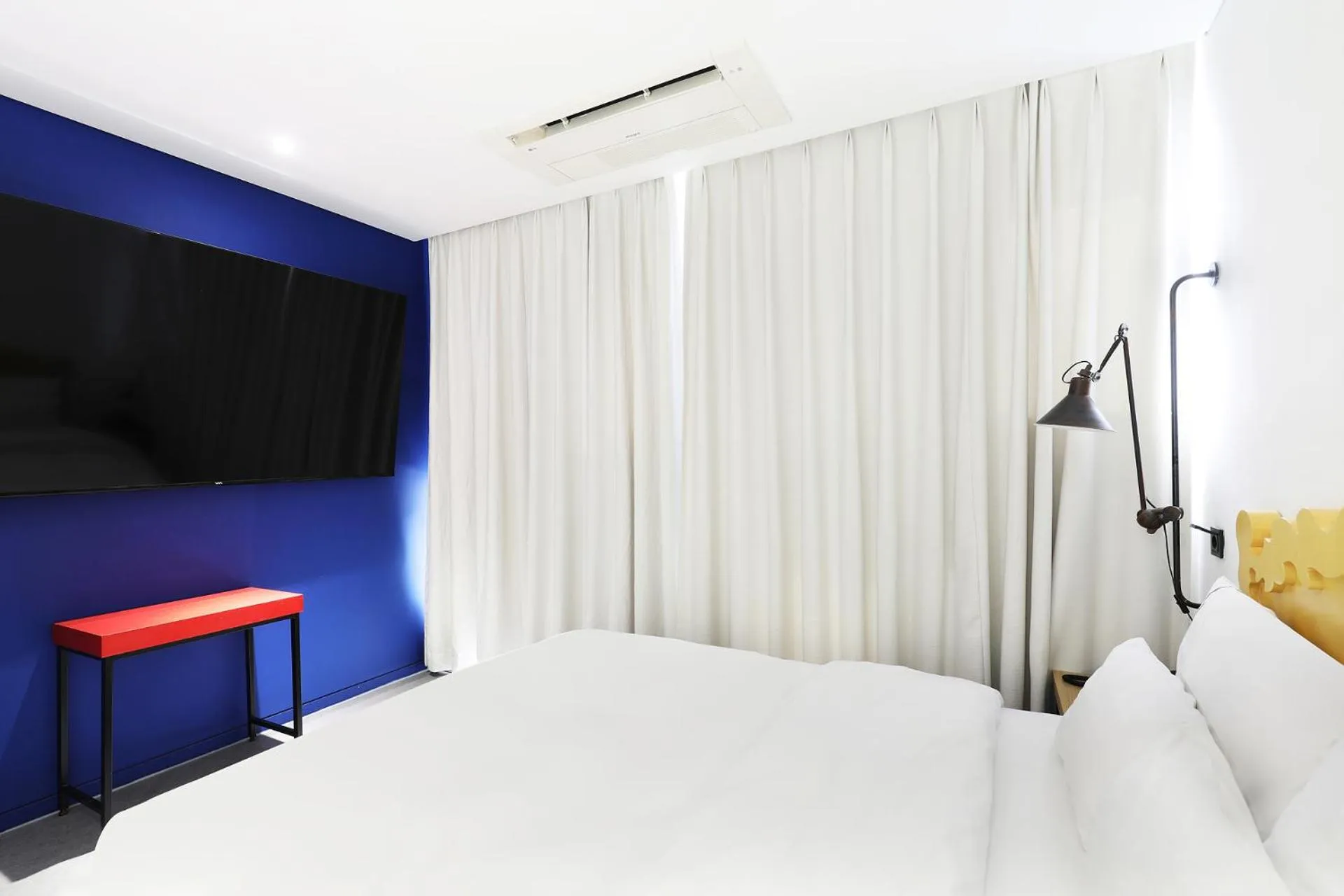 Bed in Hotel The Designers Jongro