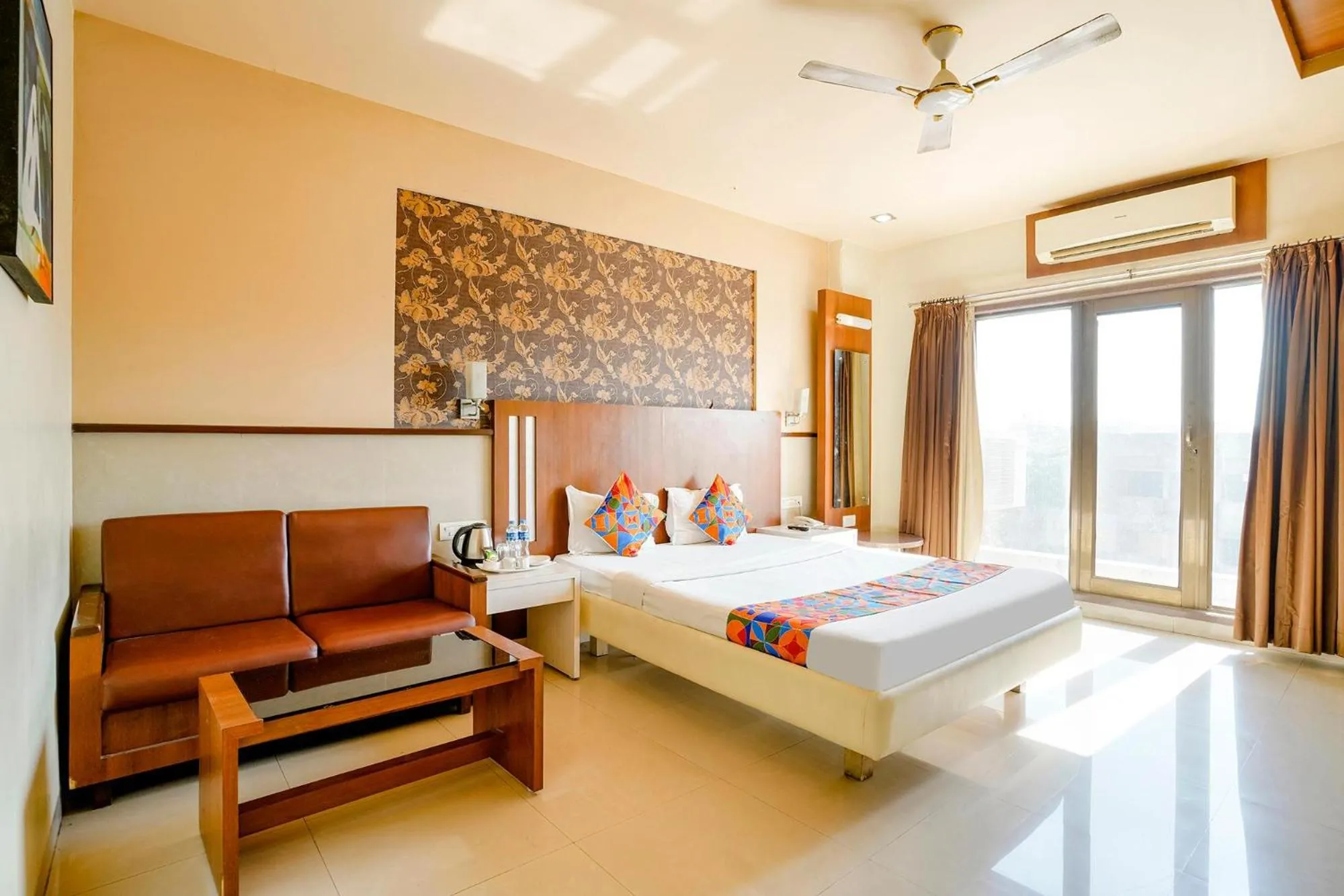 FabHotel Devanshi Inn
