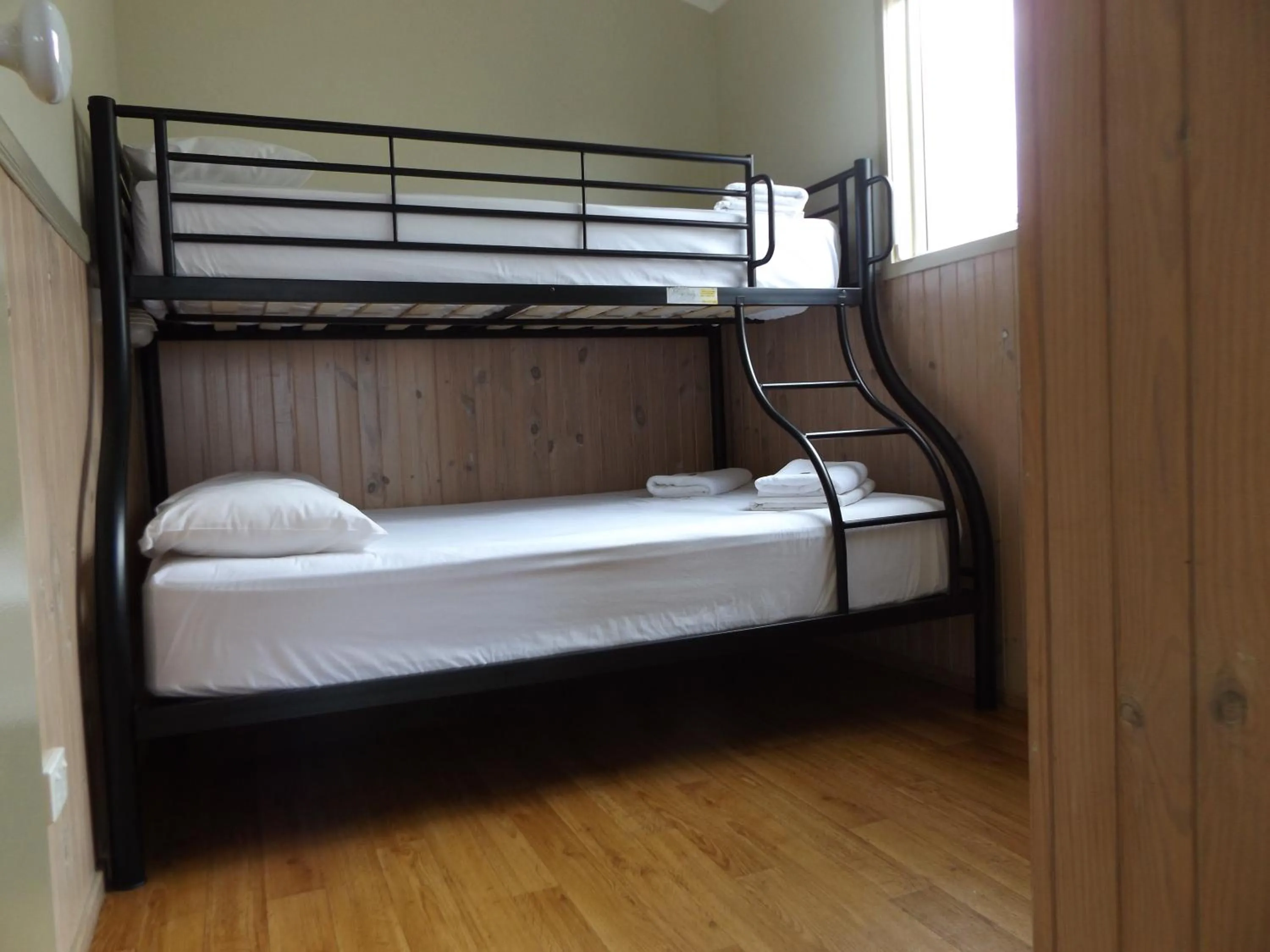 bunk bed, Bed in Birubi Beach Holiday Park